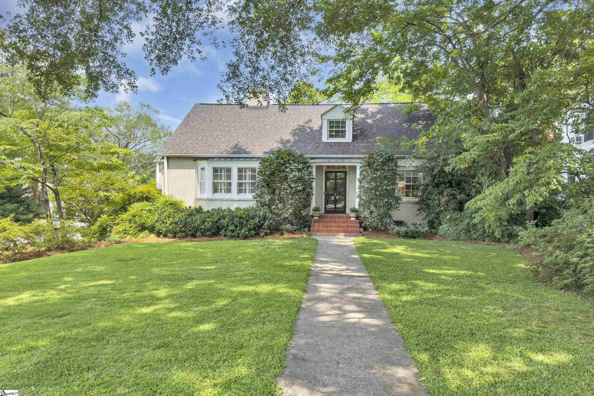 Property image 1 at 1 Longview Terrace, Greenville, SC 29605