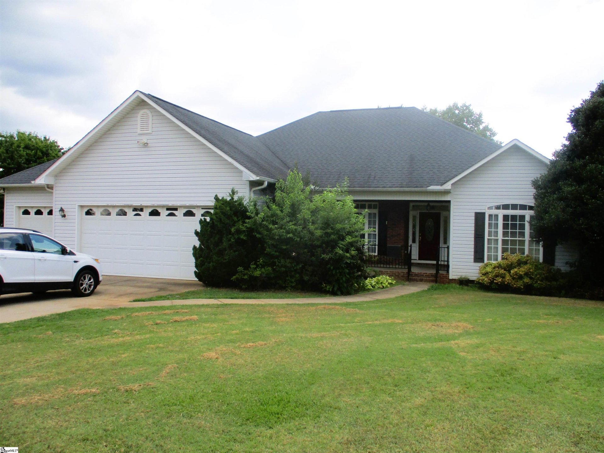 Property image 1 at 1324 Falcons Drive, Walhalla, SC 29691