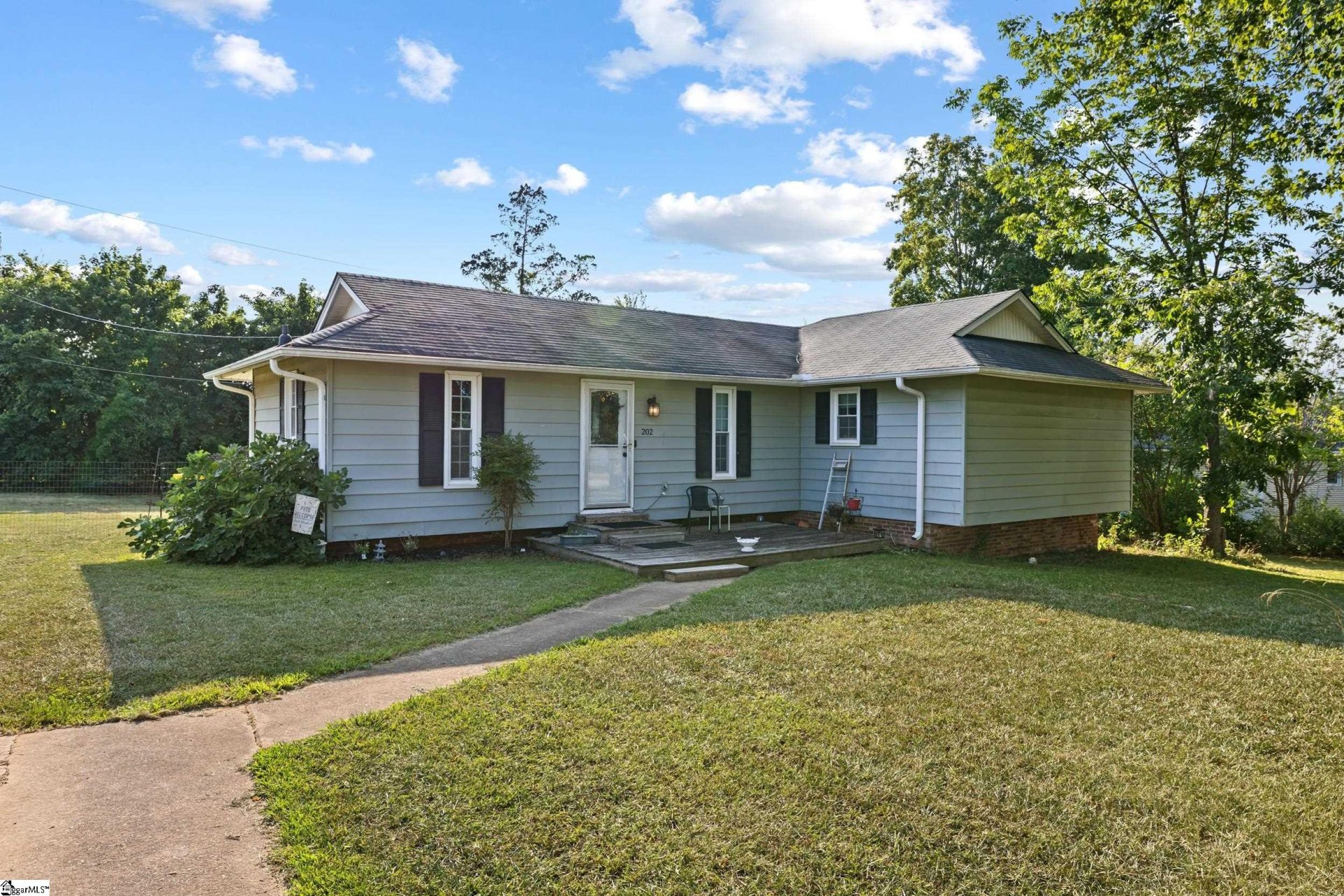 Property image 1 at 202 Sherwood Road, Easley, SC 29640