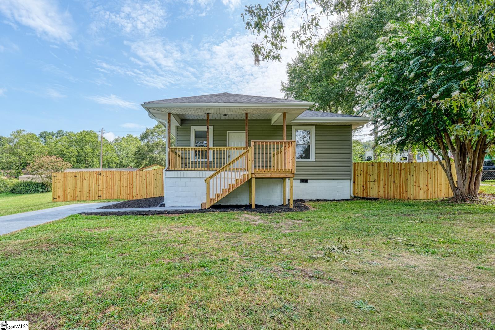 Property image 1 at 121 Beth Street, Greer, SC 29651