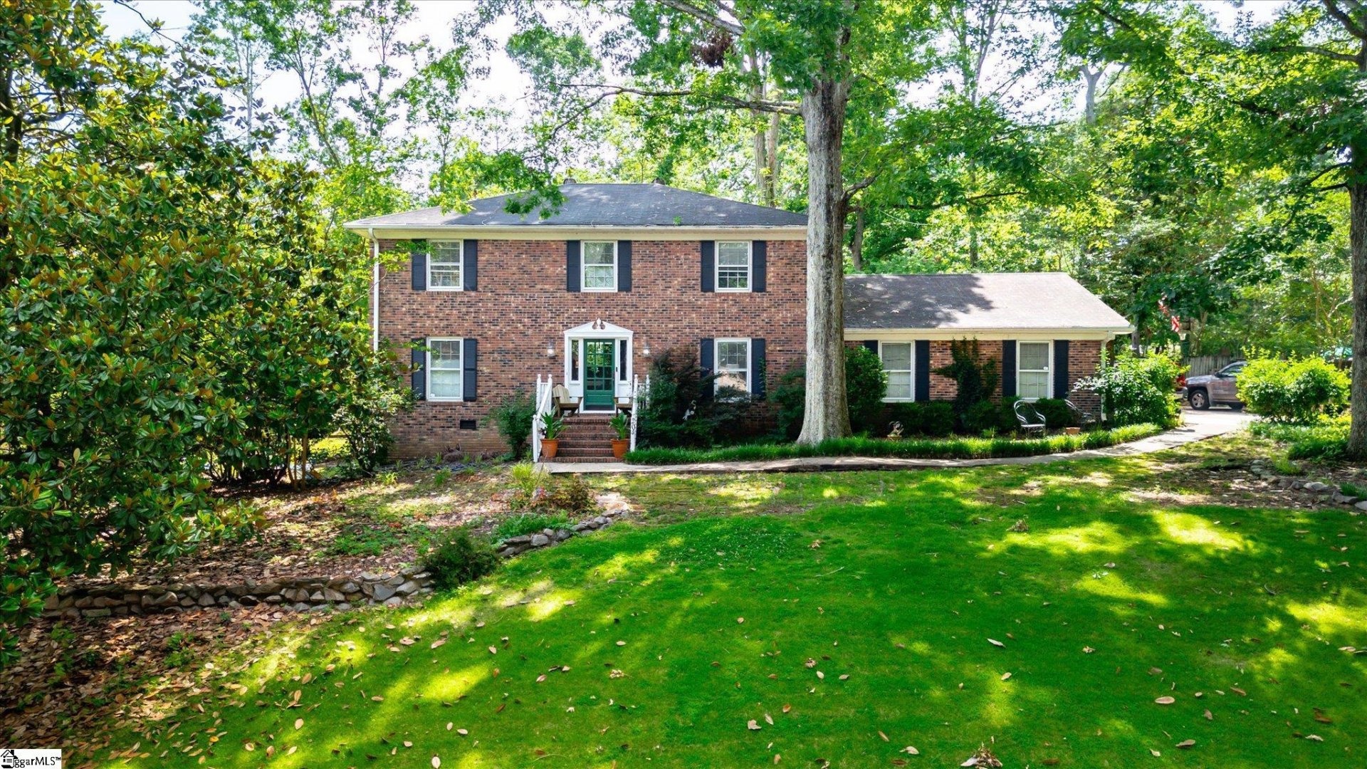 Property image 1 at 204 Camelot Drive, Simpsonville, SC 29681