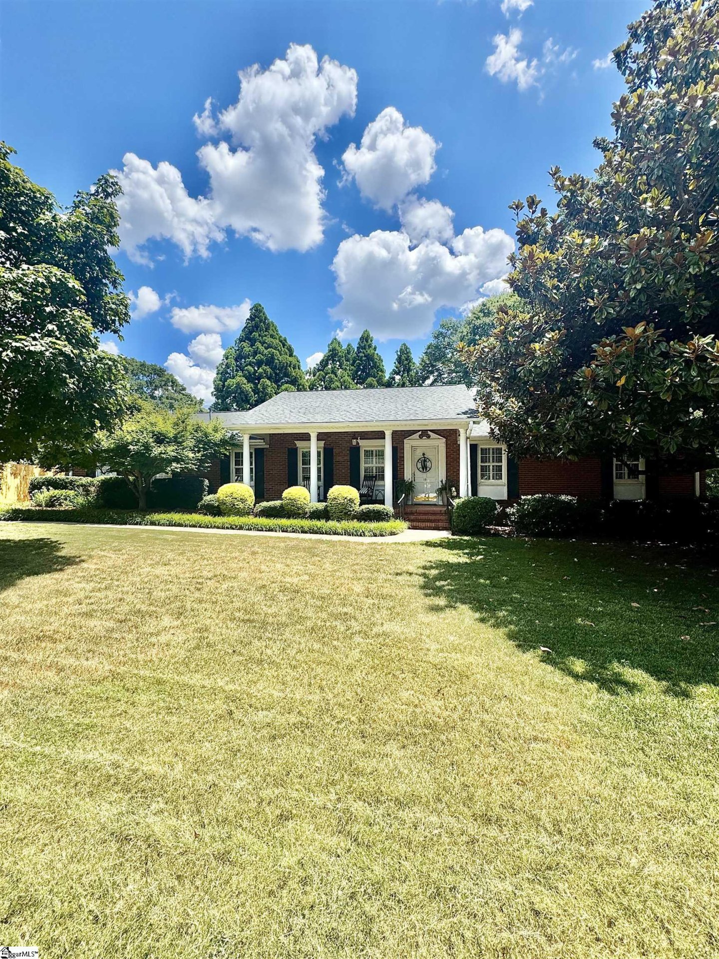 Property image 1 at 10 Dagenham Drive, Greenville, SC 29615