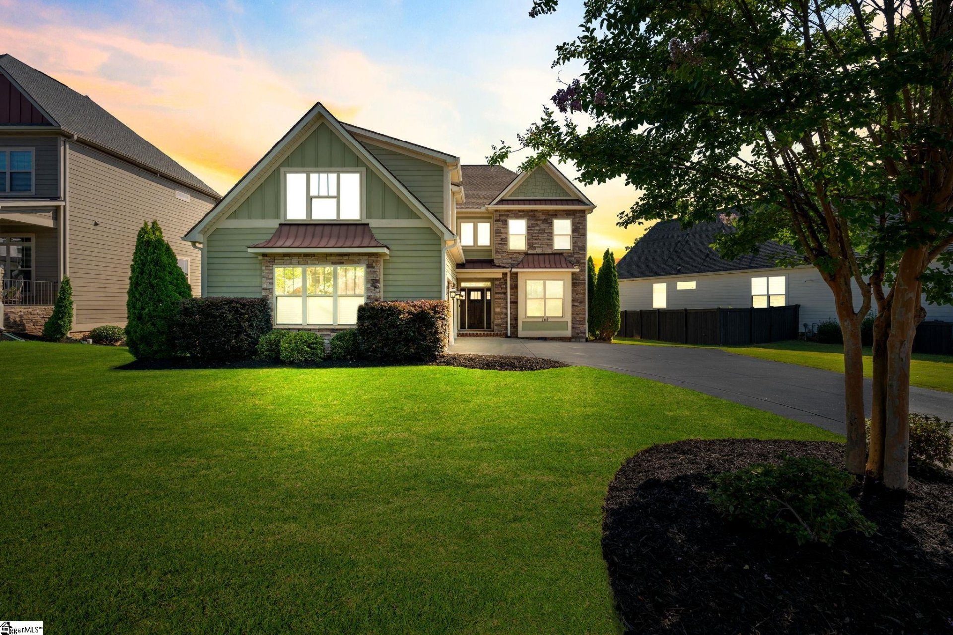 102 Bold Slope Drive