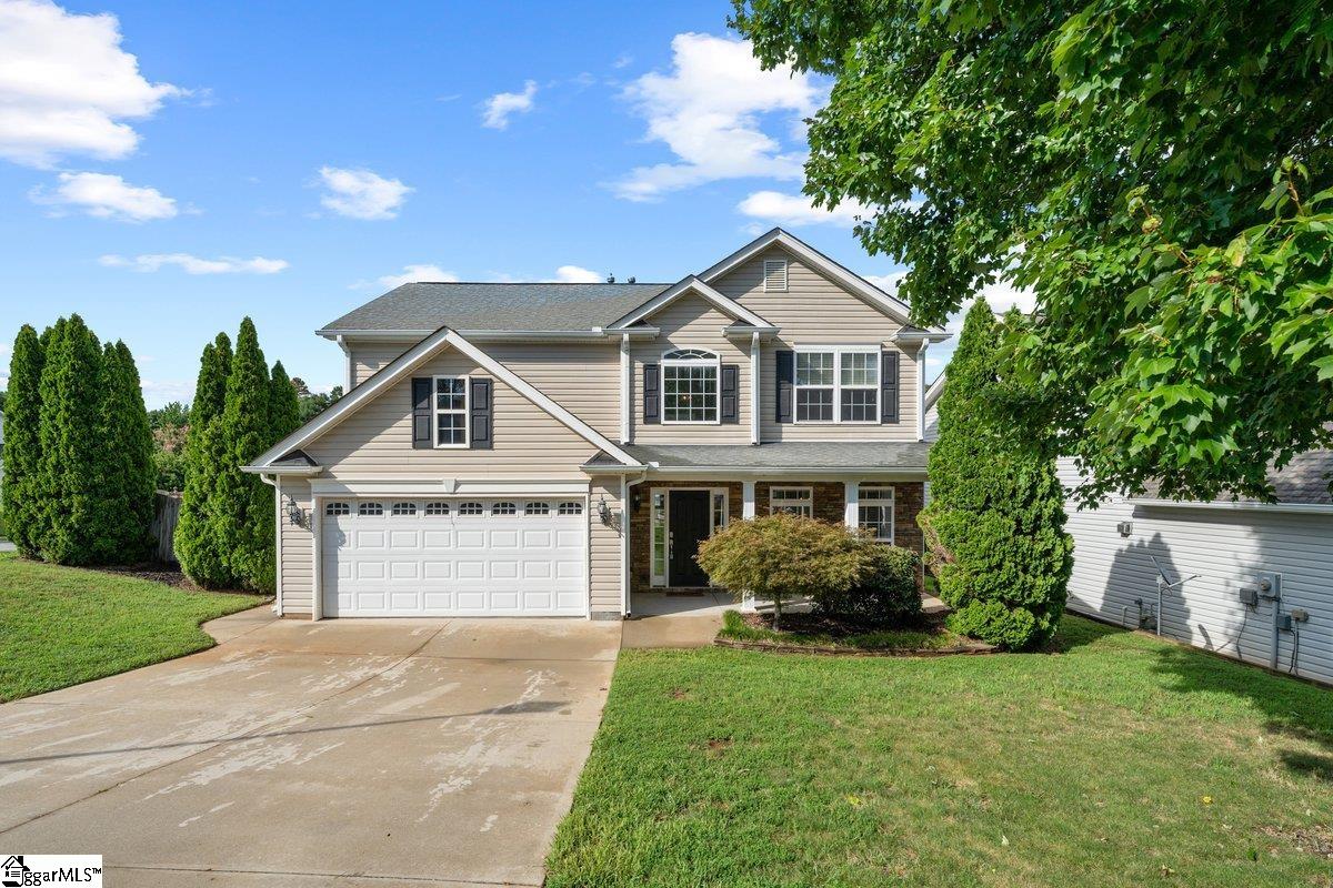 Property image 1 at 201 Silver Run Lane, Greenville, SC 29607