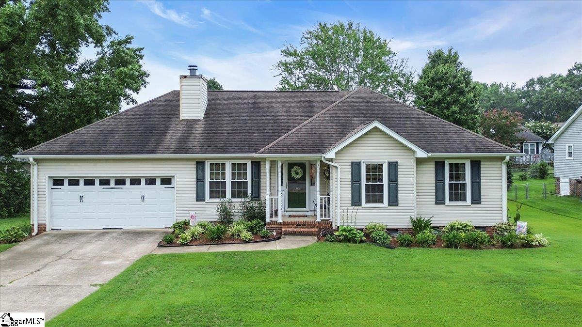 Property image 1 at 105 Clancy Court, Simpsonville, SC 29681