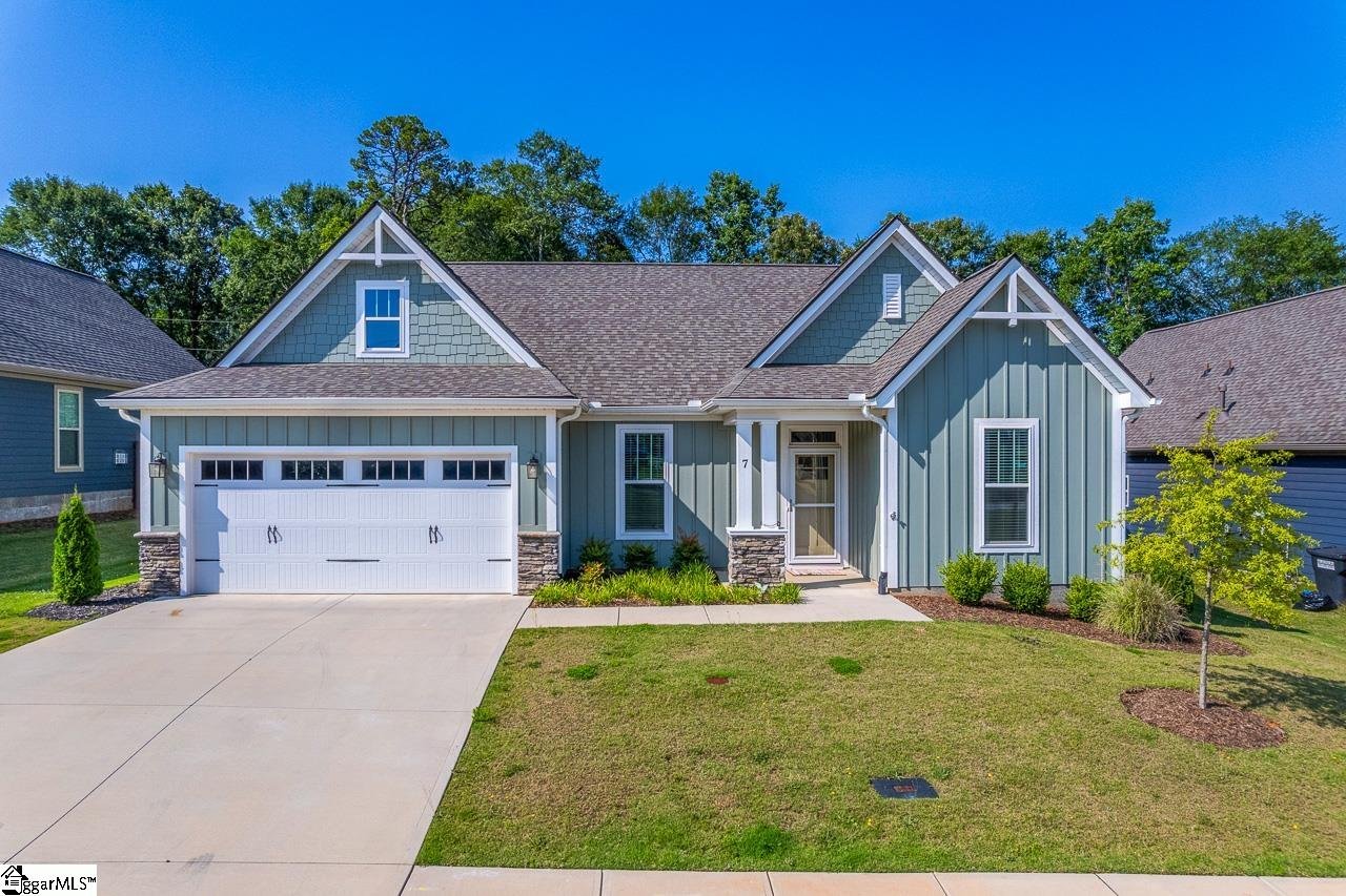 Property image 1 at 7 Ridgebury Place, Greenville, SC 29607
