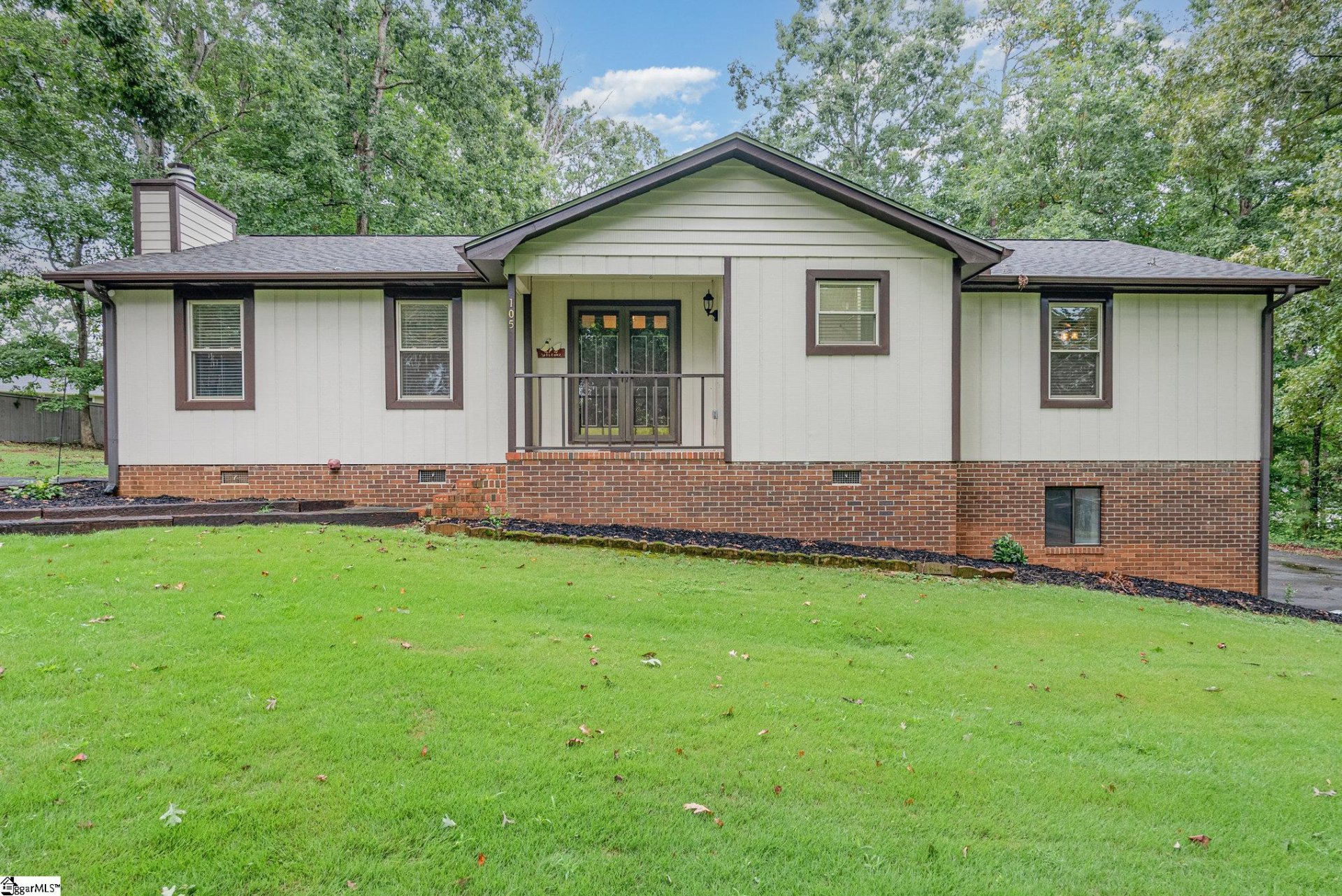 Property at 105 Rollingwood Way, Easley, SC 29640
