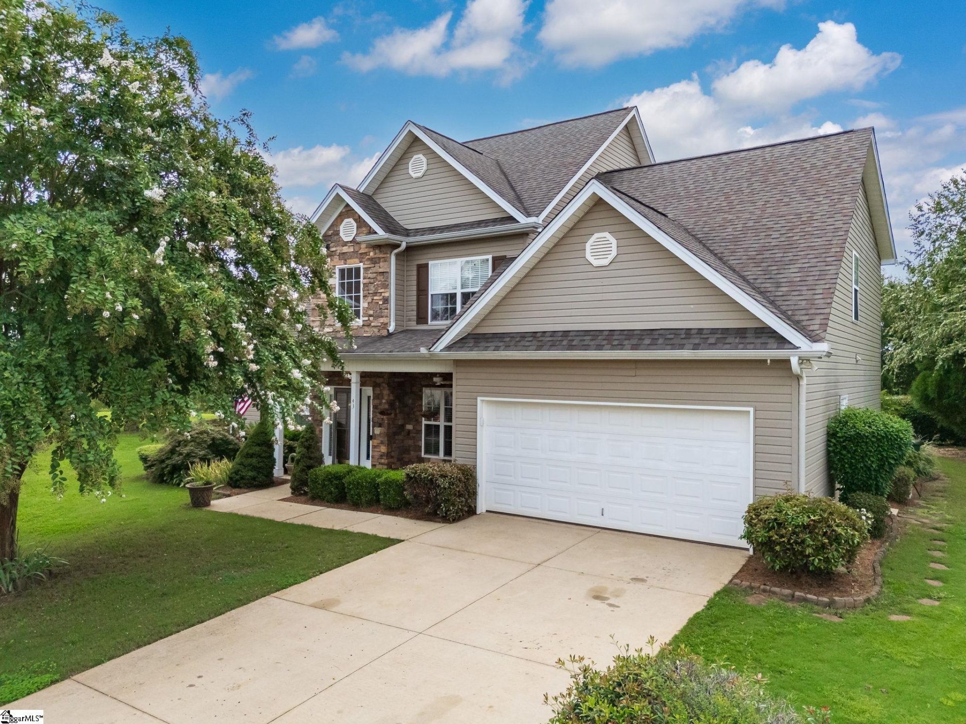 Property at 43 Hurshfield Court, Taylors, SC 29687