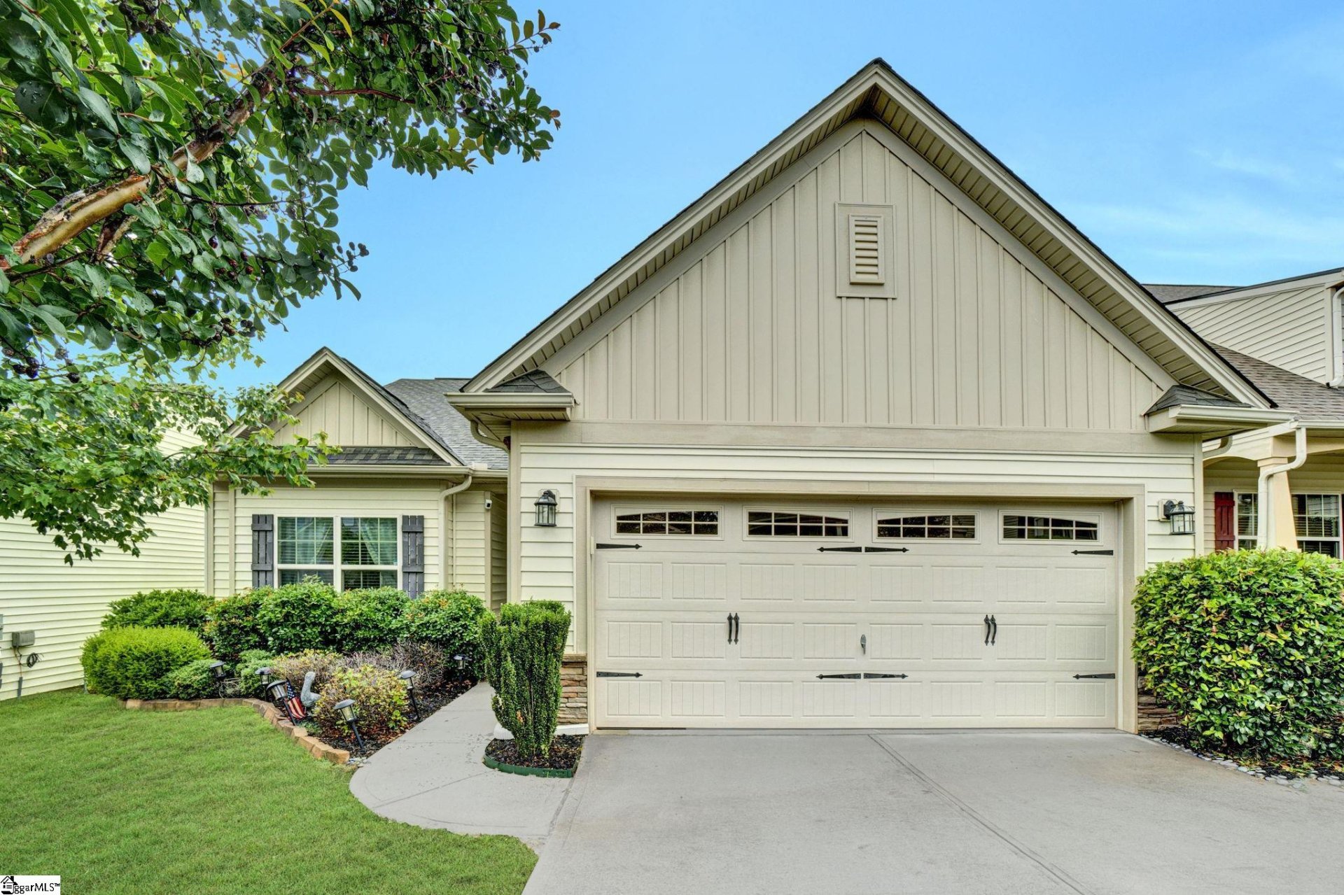 Property image 1 at 104 Penrith Court, Simpsonville, SC 29681