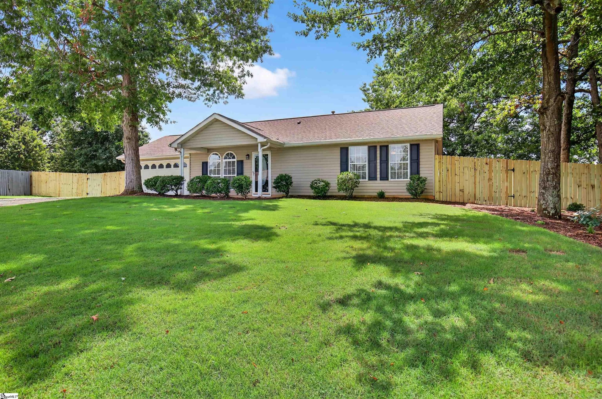 Property image 1 at 407 Ariel Court, Fountain Inn, SC 29644
