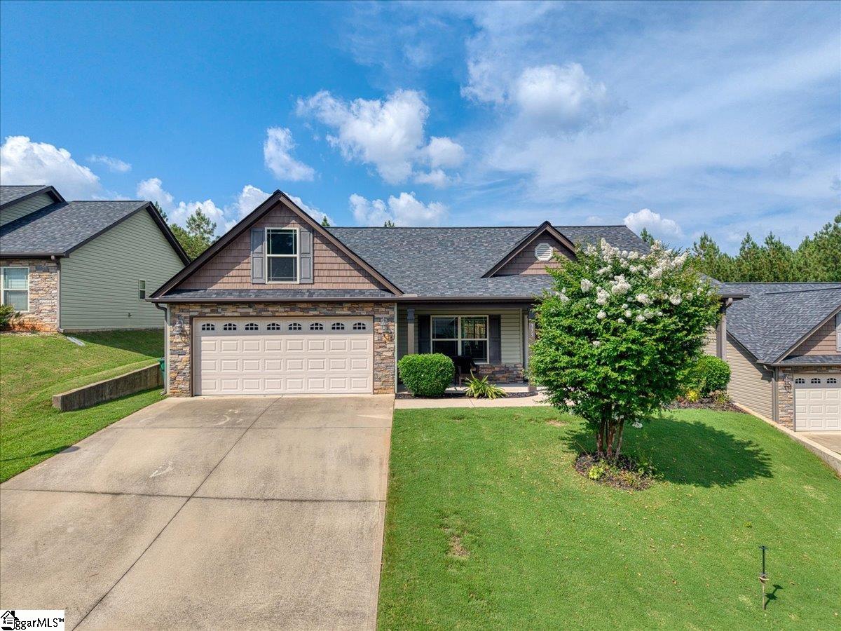 Property at 375 N Timm Creek Avenue, Roebuck, SC 29376