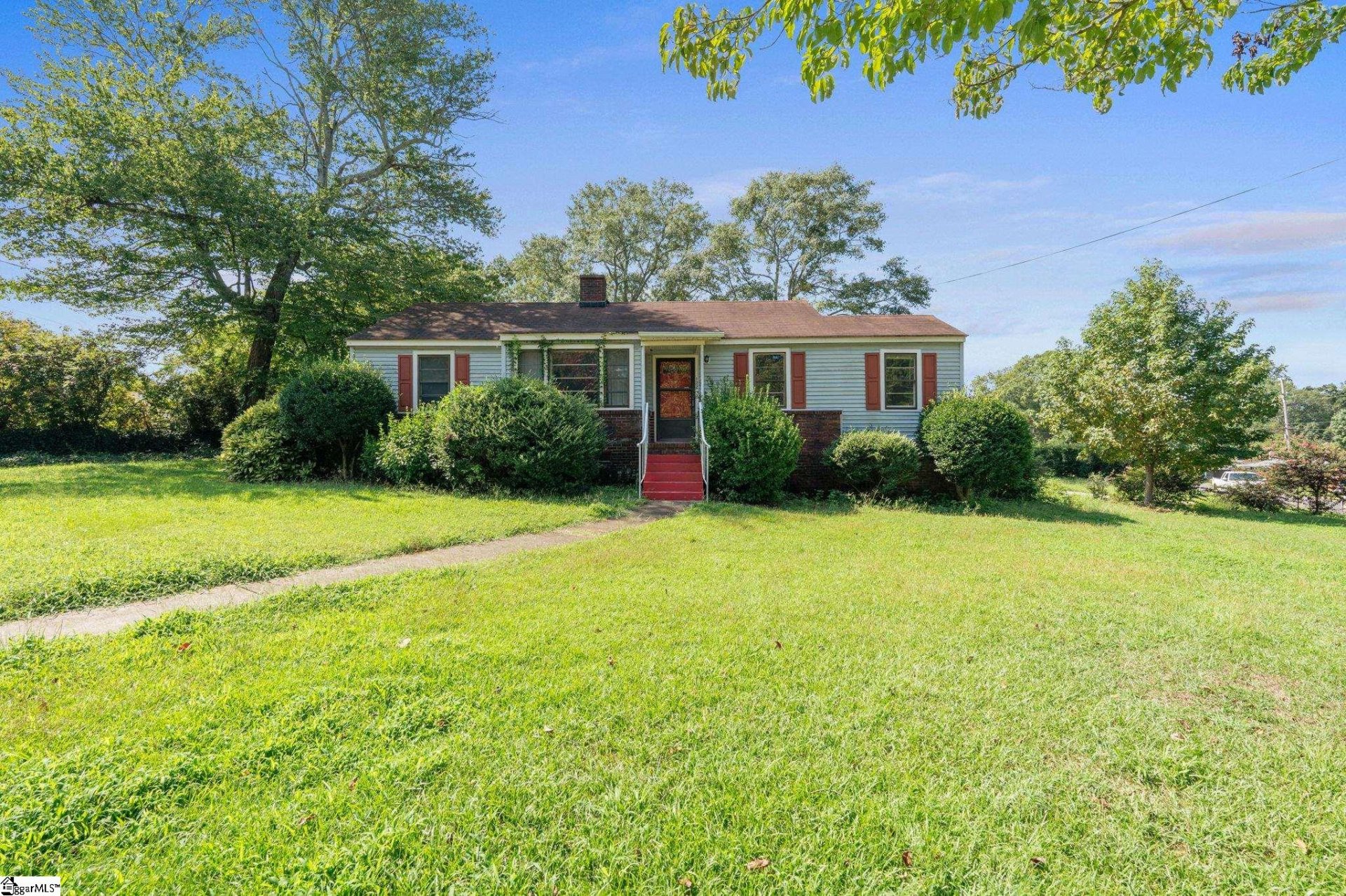 Property image 1 at 122 Legrand Boulevard, Greenville, SC 29607