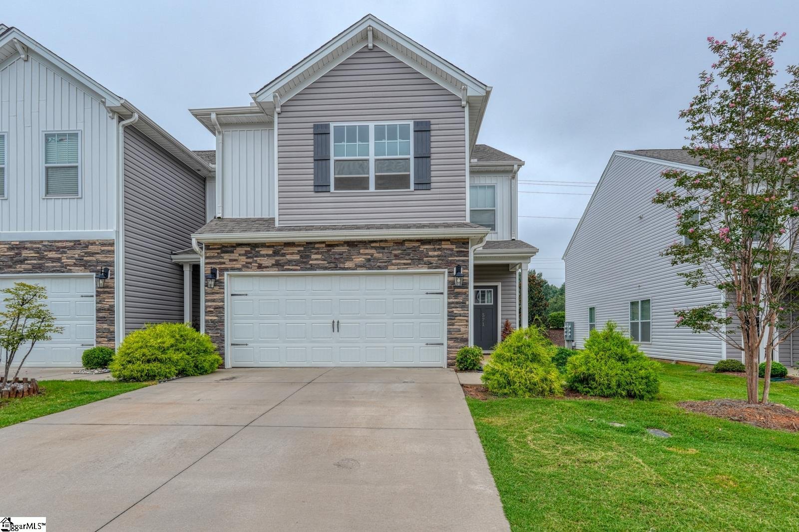 Property image 1 at 571 Yellow Fox Road, Greer, SC 29651