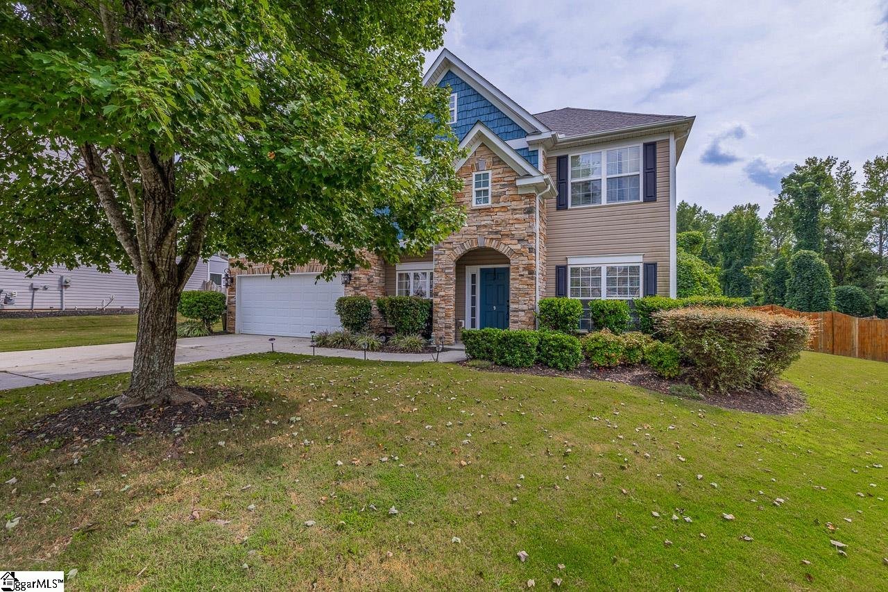 Property image 1 at 9 Peninsula Court, Simpsonville, SC 29681