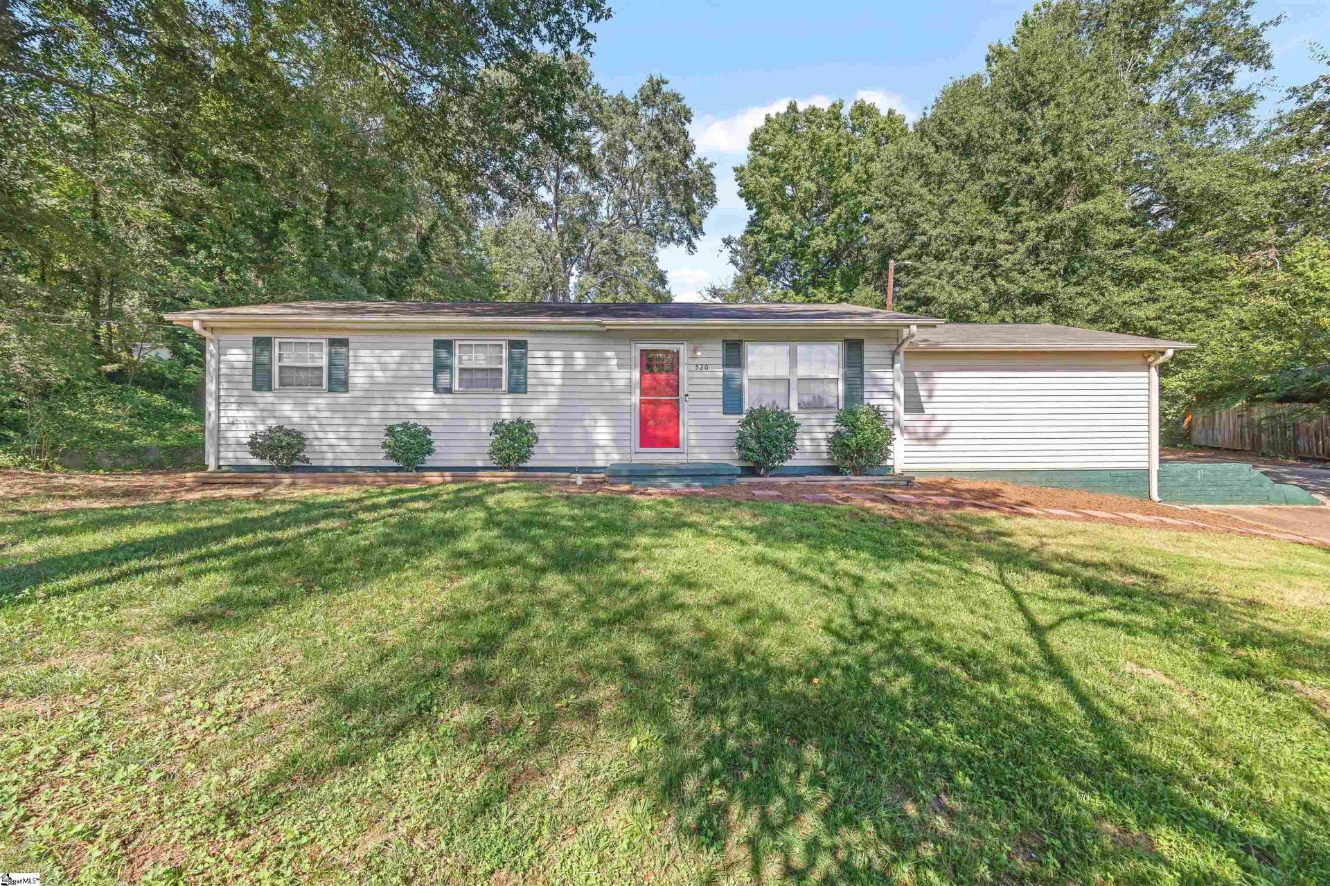 Property image 1 at 520 Churchill Circle, Greenville, SC 29605