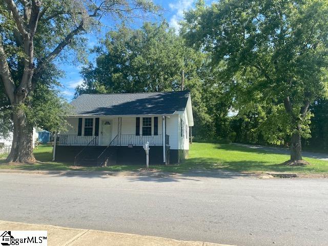 Property at 30 Baldwin Street, Greenville, SC 29611-4640