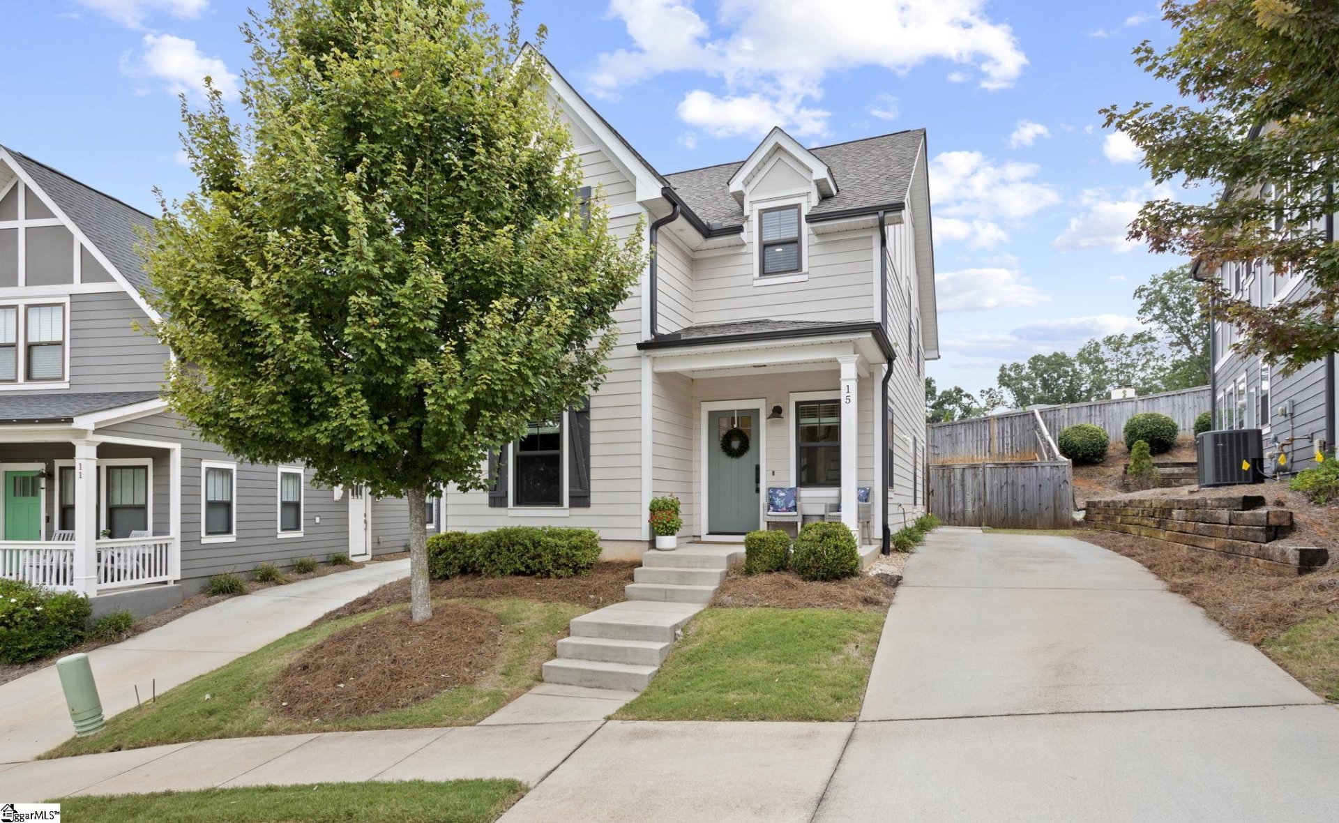 Property image 1 at 15 Greenridge Drive, Greenville, SC 29607