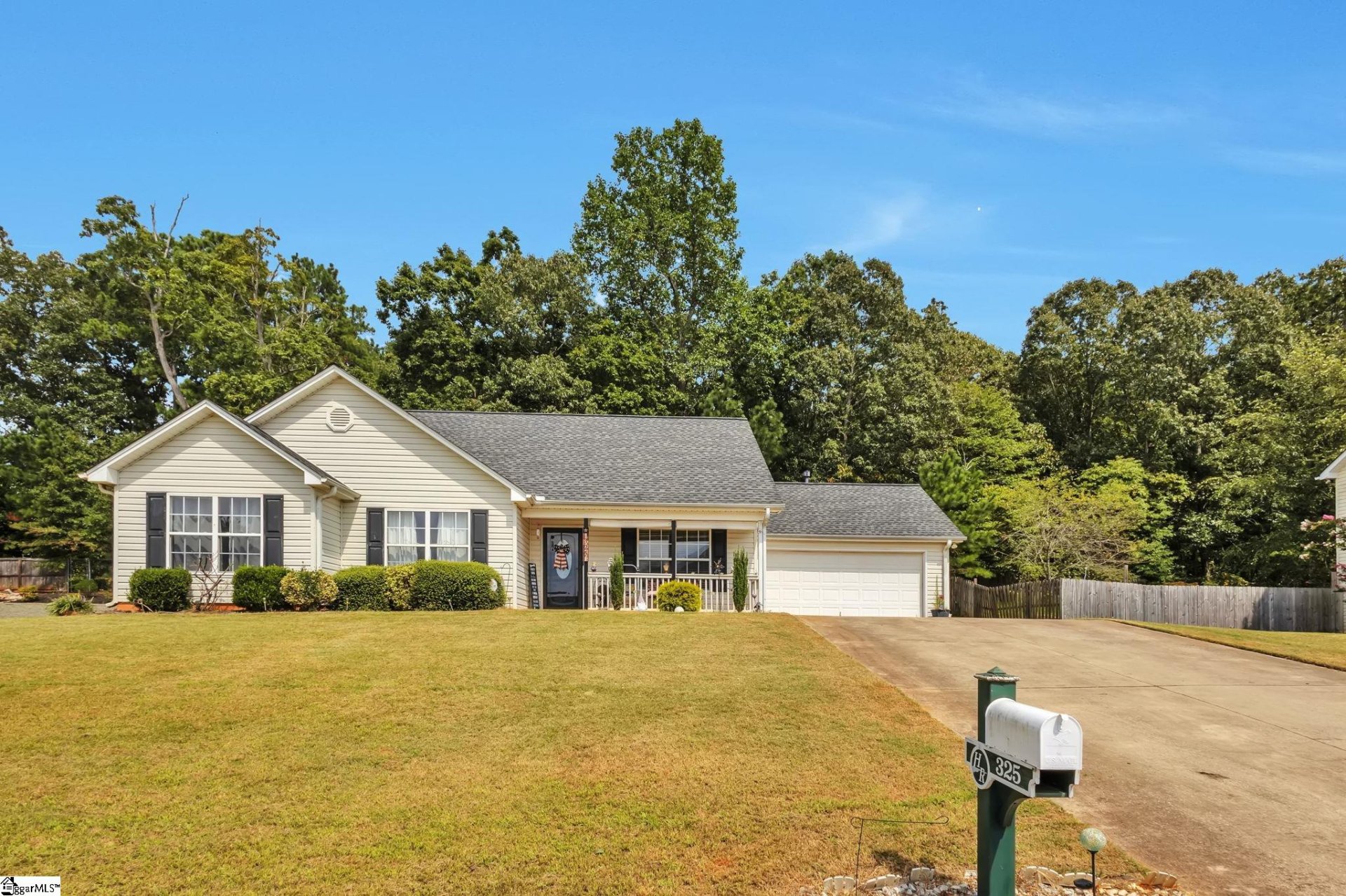 Property at 325 Marble Lane, Boiling Springs, SC 29316