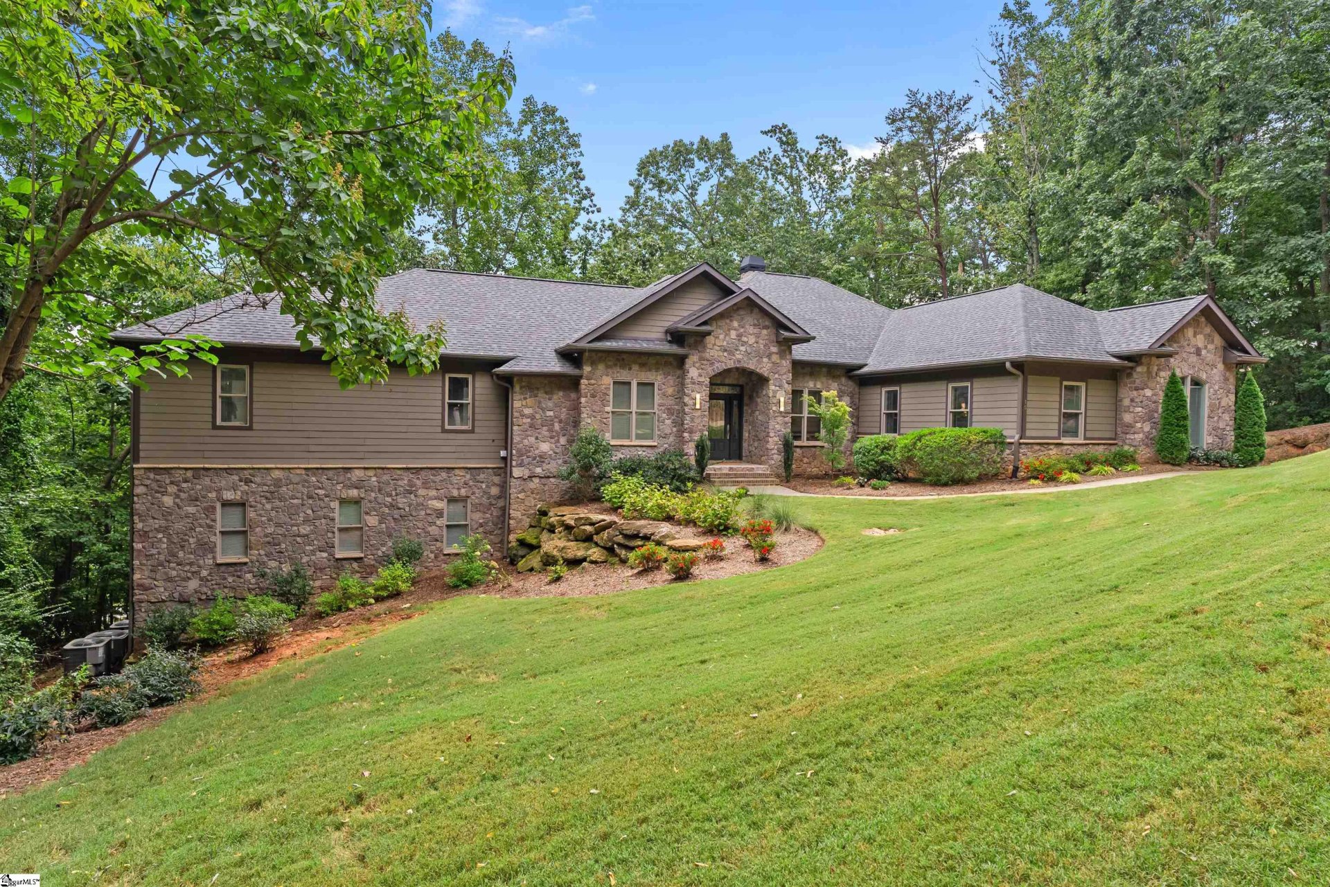 Property at 15 Falling Leaf Drive, Travelers Rest, SC 29690