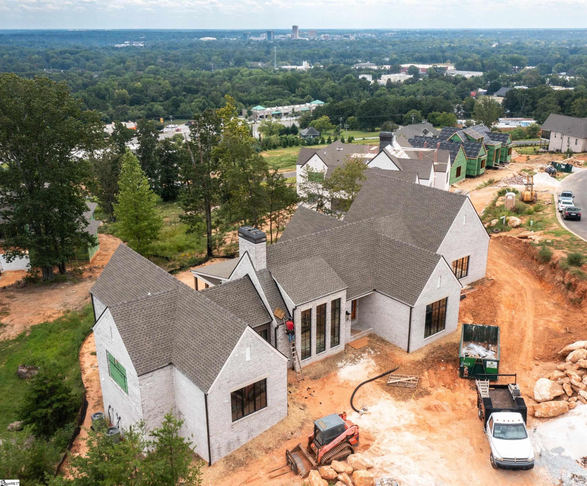 Property image 1 at 800 Montebello Drive, Greenville, SC 29609