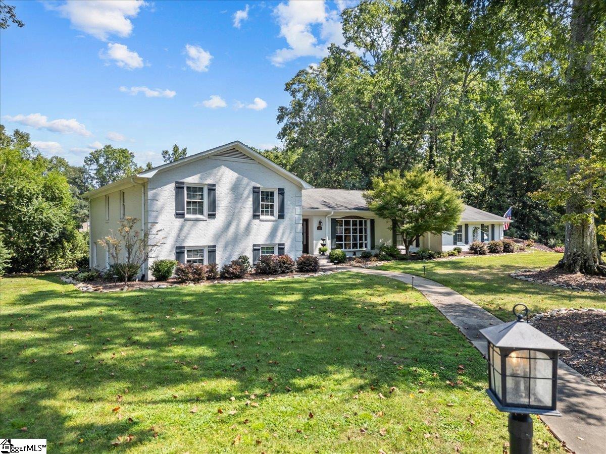 Property image 1 at 19 Red Fox Trail, Greenville, SC 29615