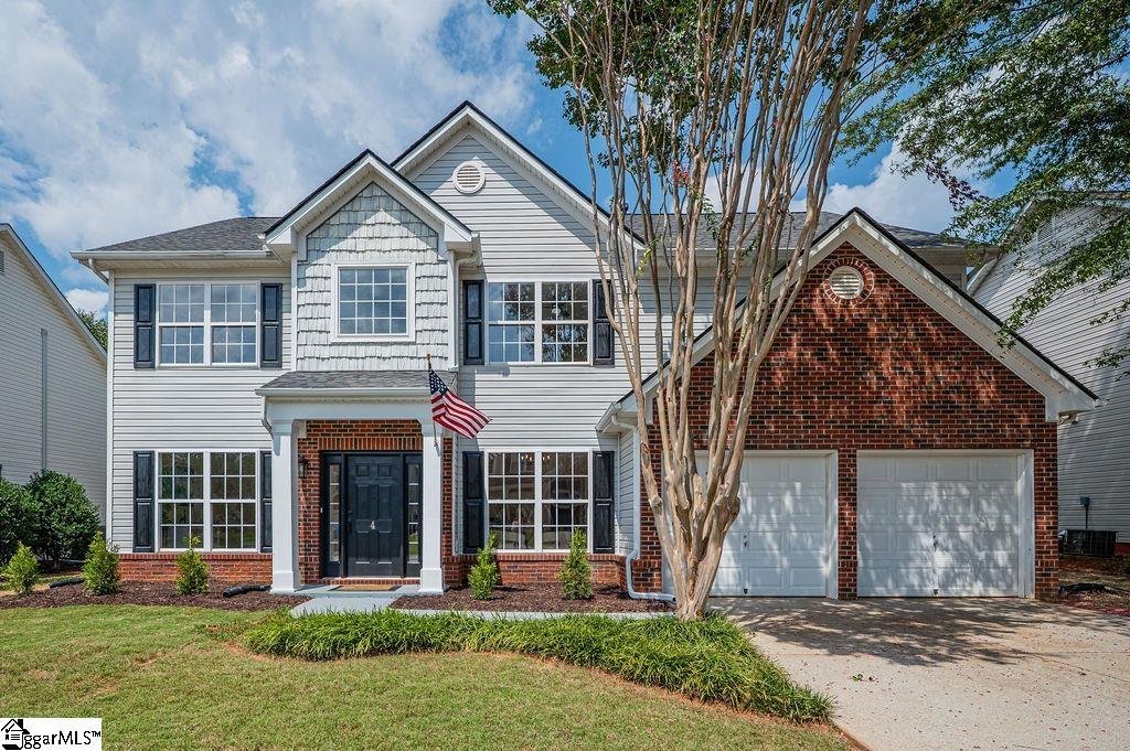 Property image 1 at 4 Breezewood Court, Greenville, SC 29607
