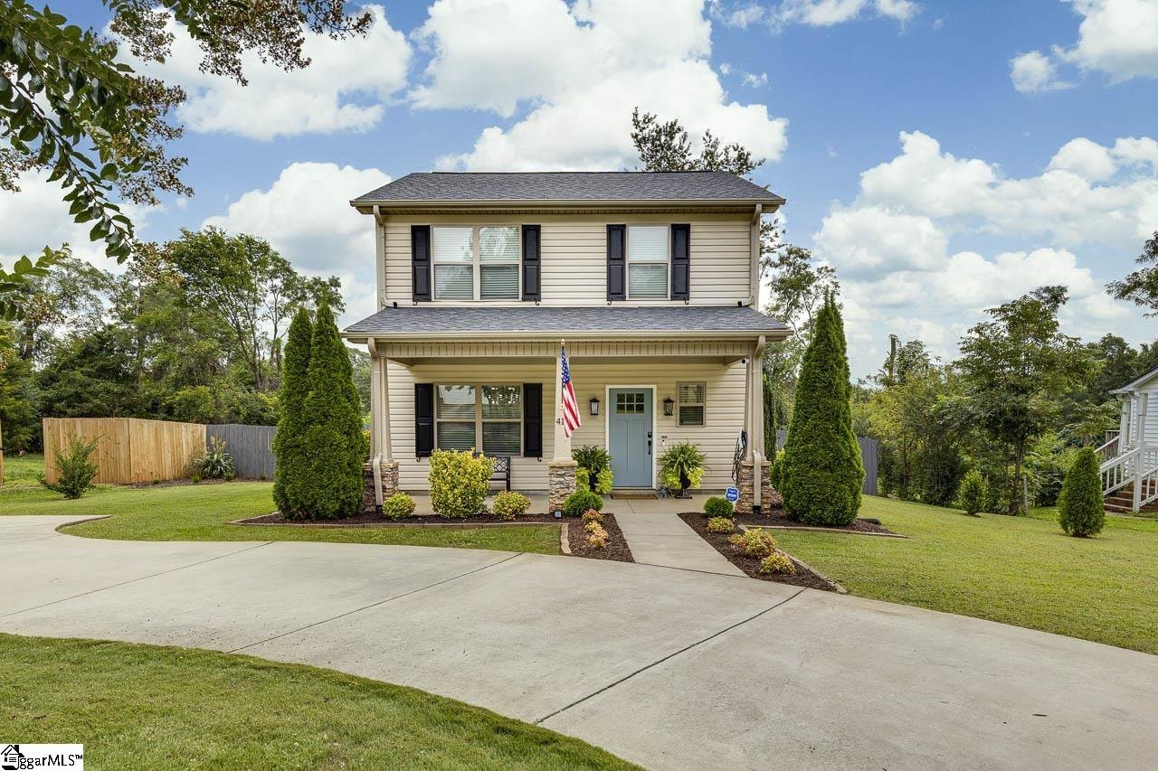 Property image 1 at 417 Laurel Tree Lane, Simpsonville, SC 29681