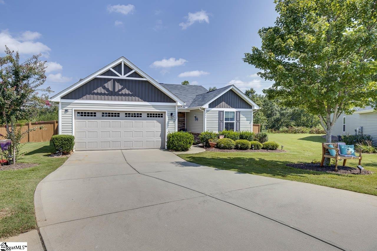 Property at 646 Lynndale Court, Greenville, SC 29617
