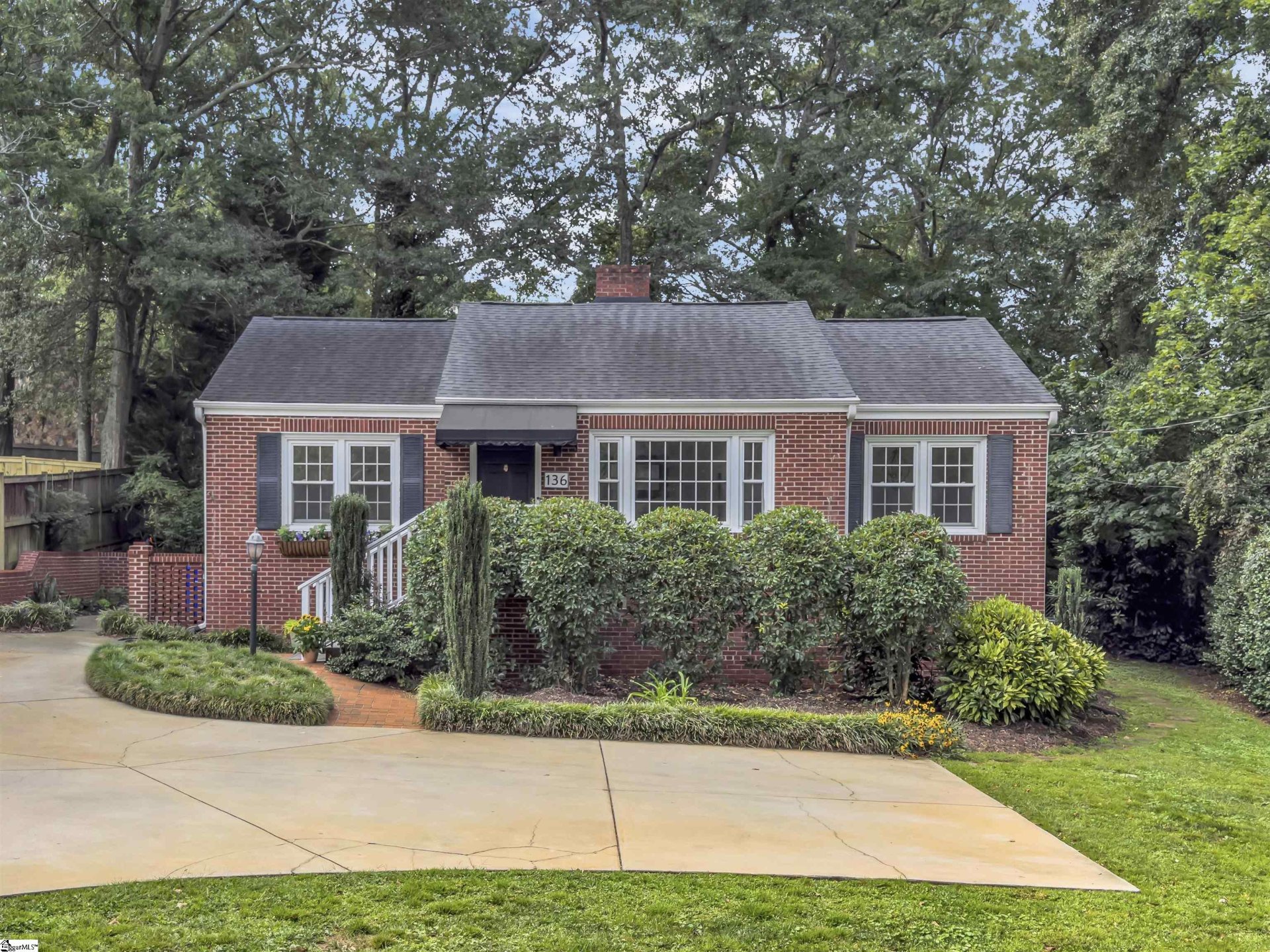 Property image 1 at 136 Augusta Court, Greenville, SC 29605