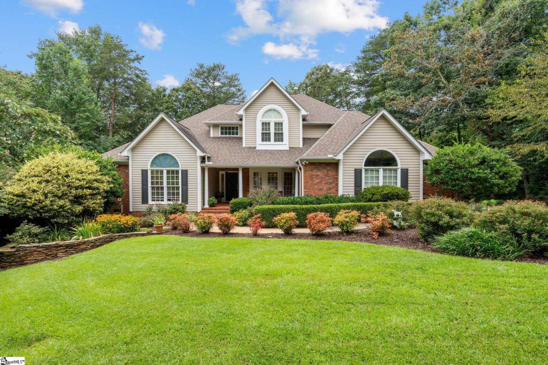 Property image 1 at 4 Dray Court, Taylors, SC 29687