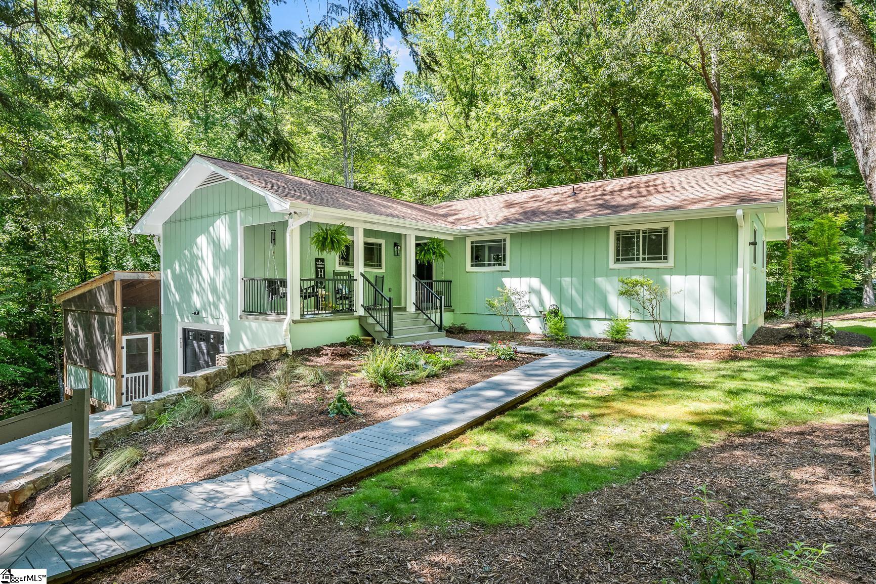 Property at 103 Pineneedle Drive, Westminster, SC 29693