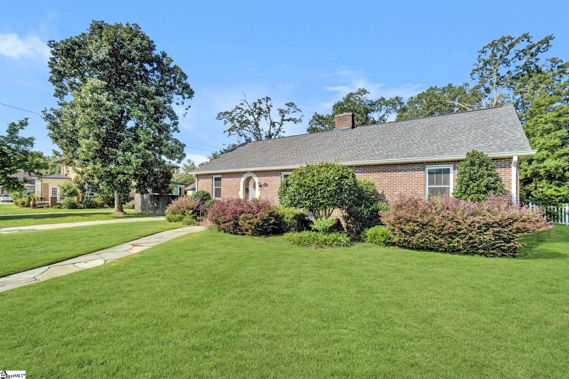 Property image 1 at 306 Hickory Street, Clinton, SC 29325