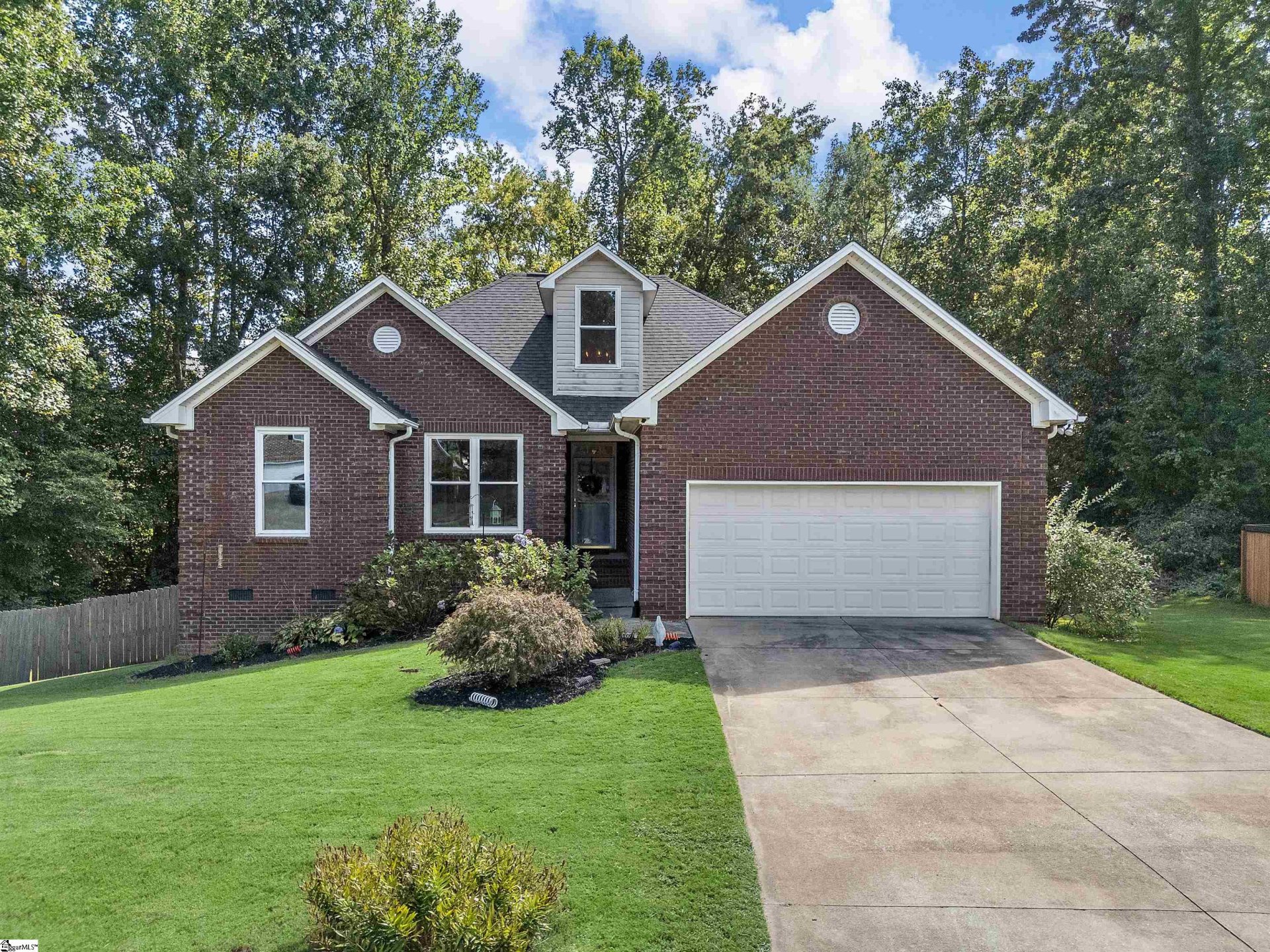 Property at 622 Heathrow Court, Moore, SC 29369