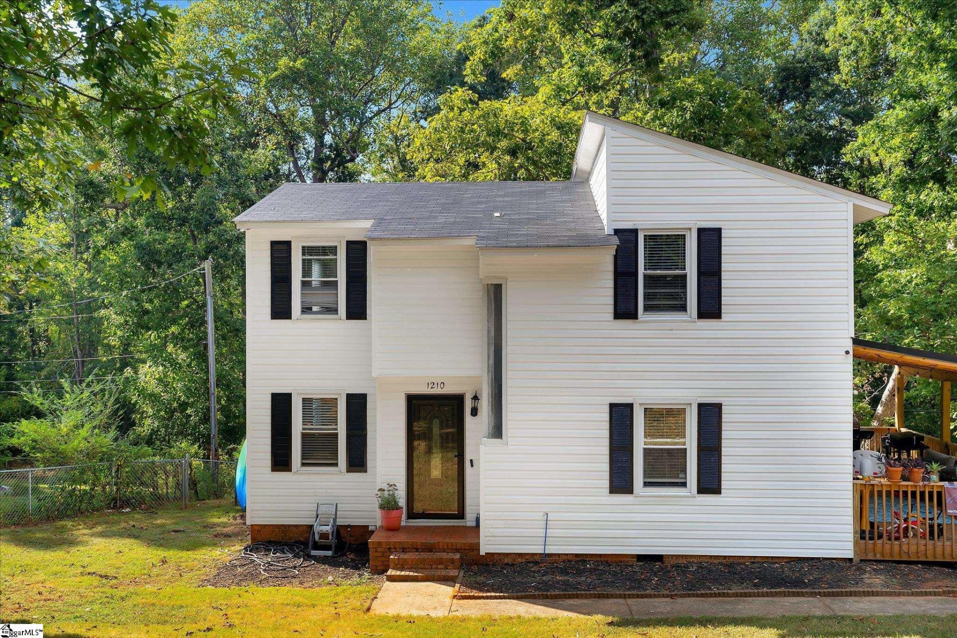 Property at 1210 E Yellow Wood Drive, Simpsonville, SC 29680-3045