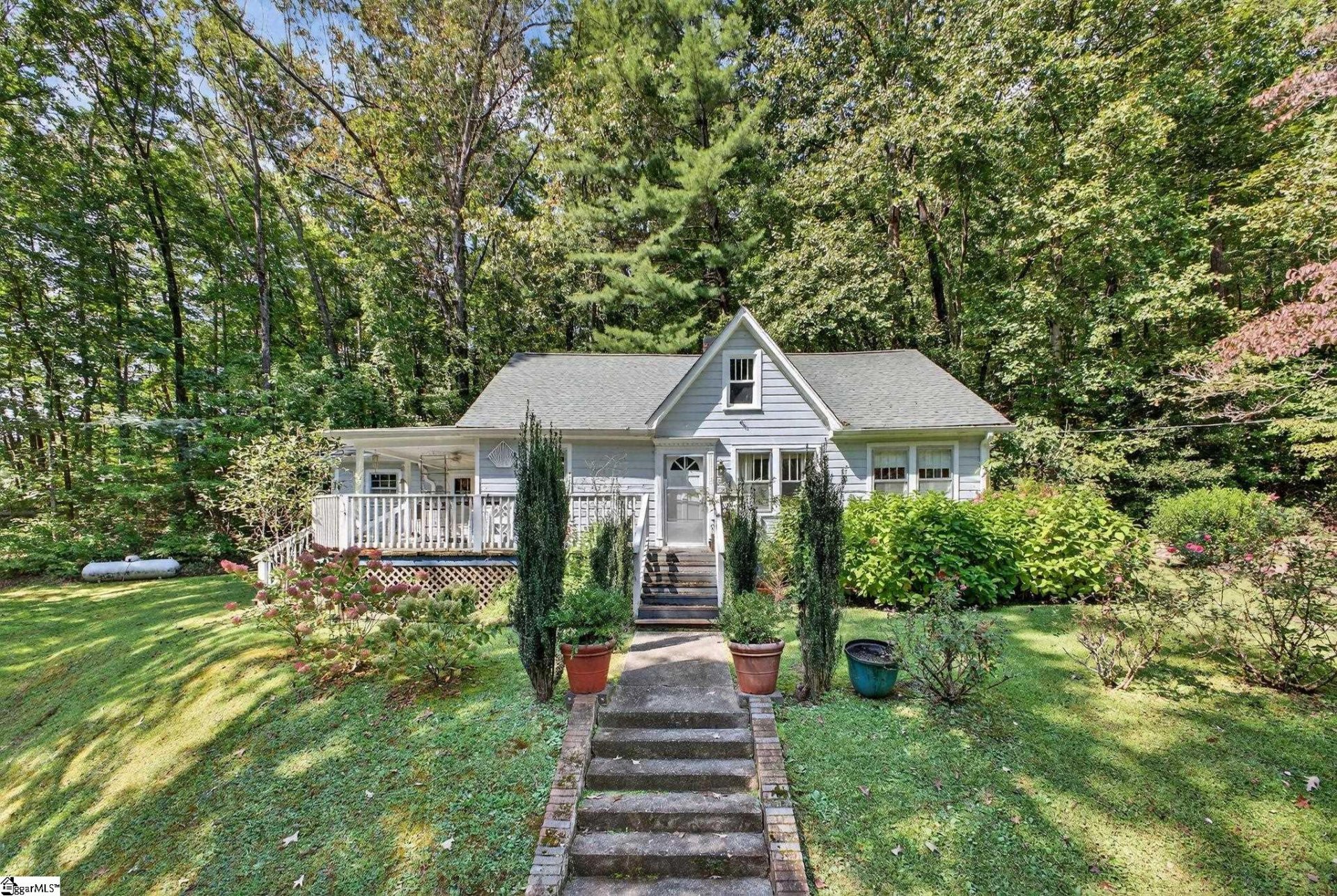 Property at 326 Caesars Head Highway, Cleveland, SC 29635