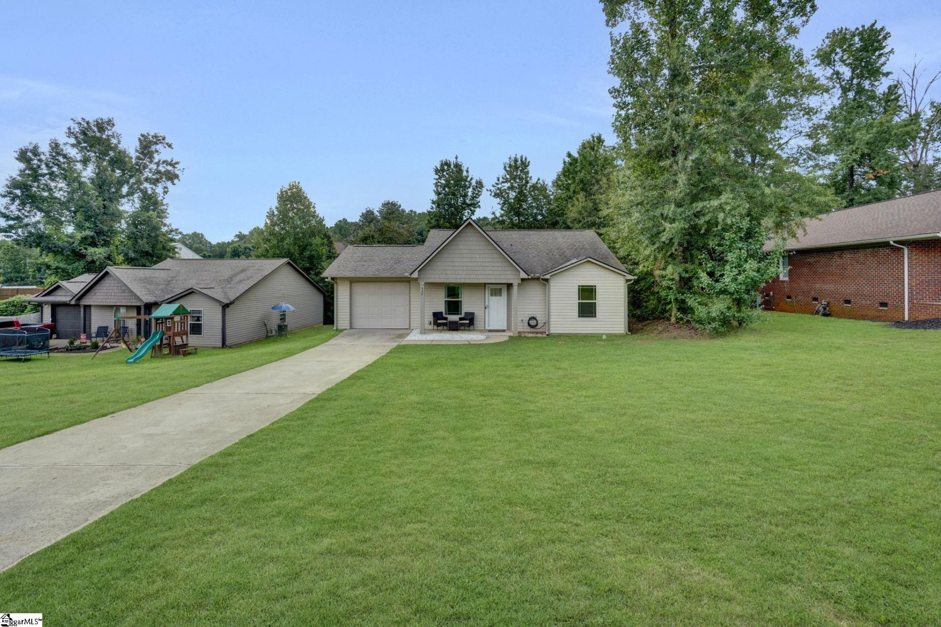 Property image 1 at 422 Mount Hood Drive, Inman, SC 29349