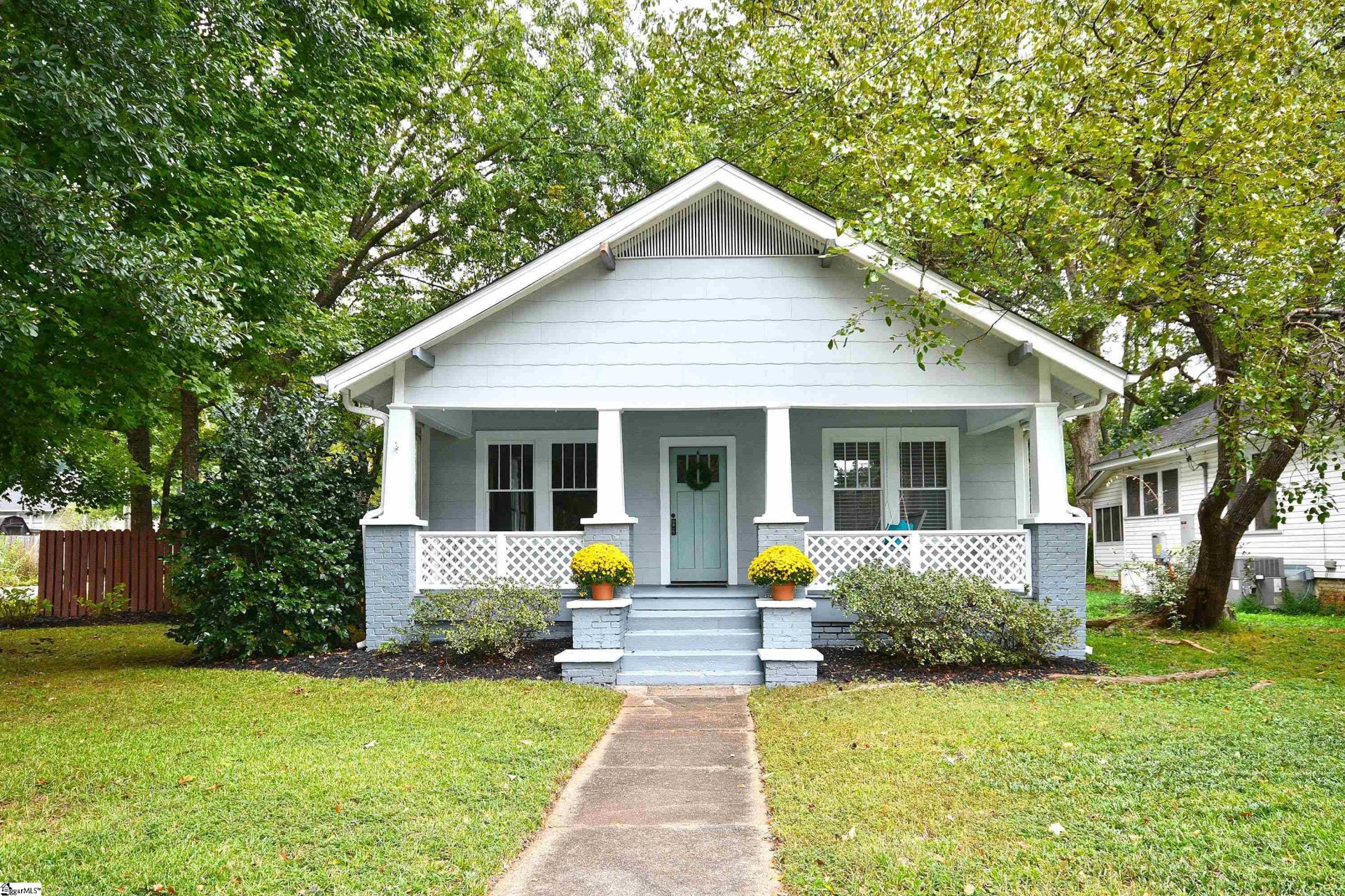 Property image 1 at 8 N Franklin Road, Greenville, SC 29609