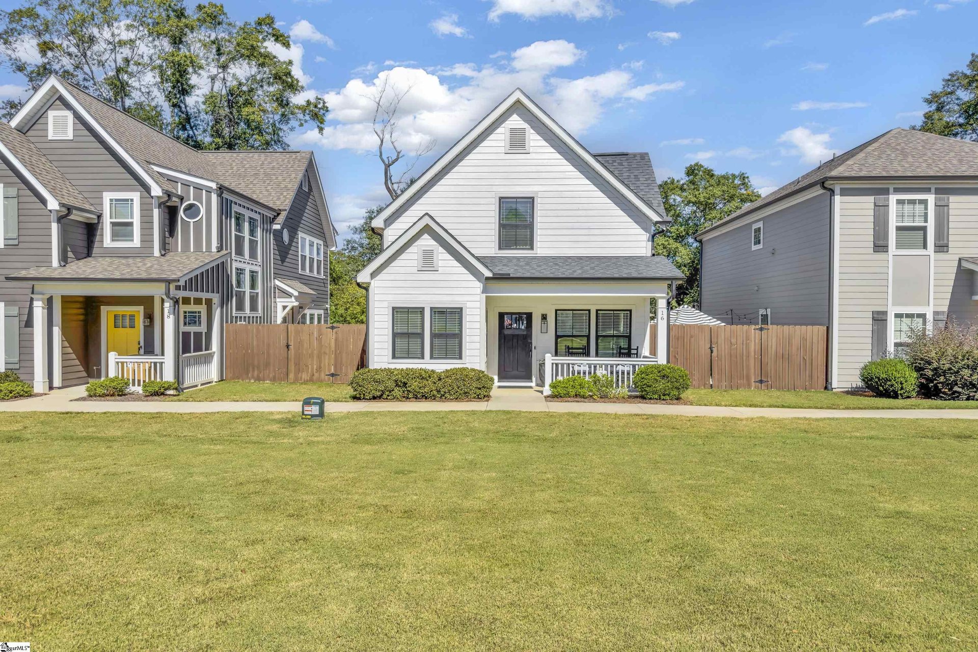 Property image 1 at 16 Ridge Knoll Circle, Greenville, SC 29607