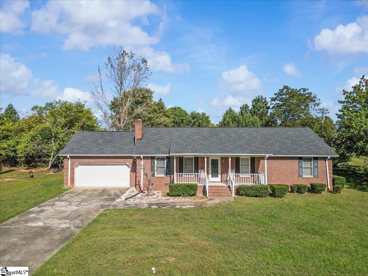Property at 102 Spring Meadow Road, Simpsonville, SC 29680