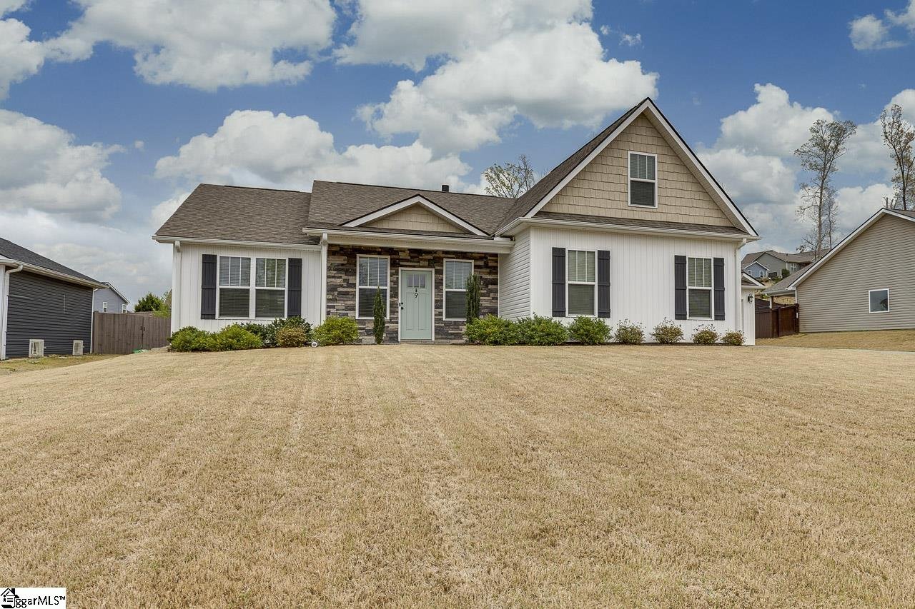 Property at 9 Judge Looper Court, Travelers Rest, SC 29690