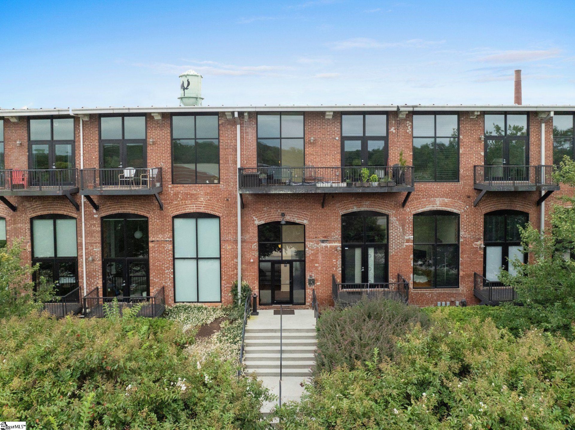 Property image 1 at 300 South Street, Simpsonville, SC 29681