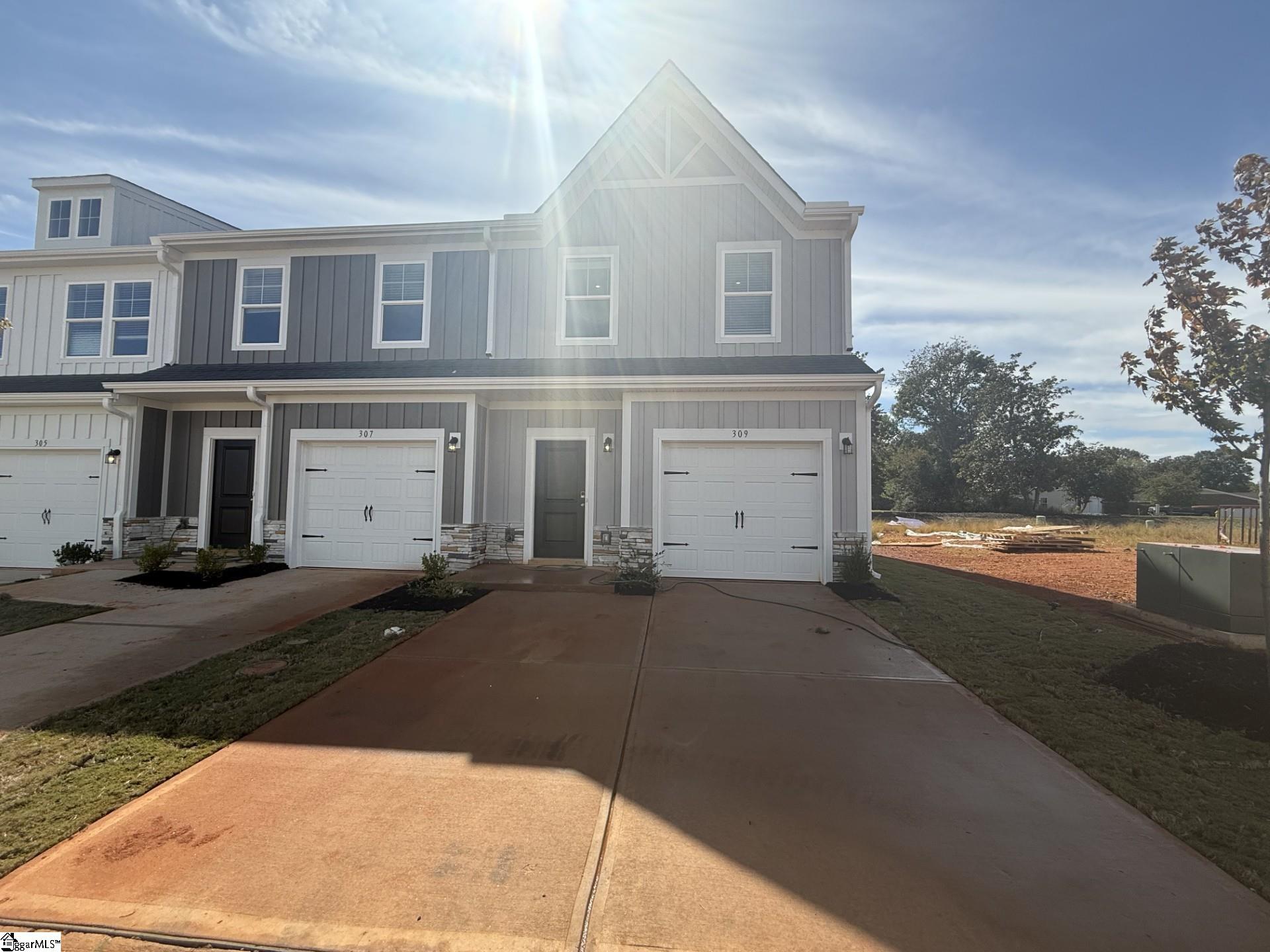 Property at 309 Mykonos Drive, Mauldin, SC 29662