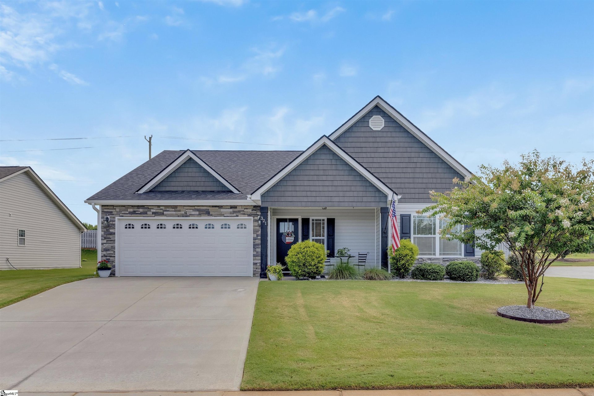 Orchard Crest, Greer community