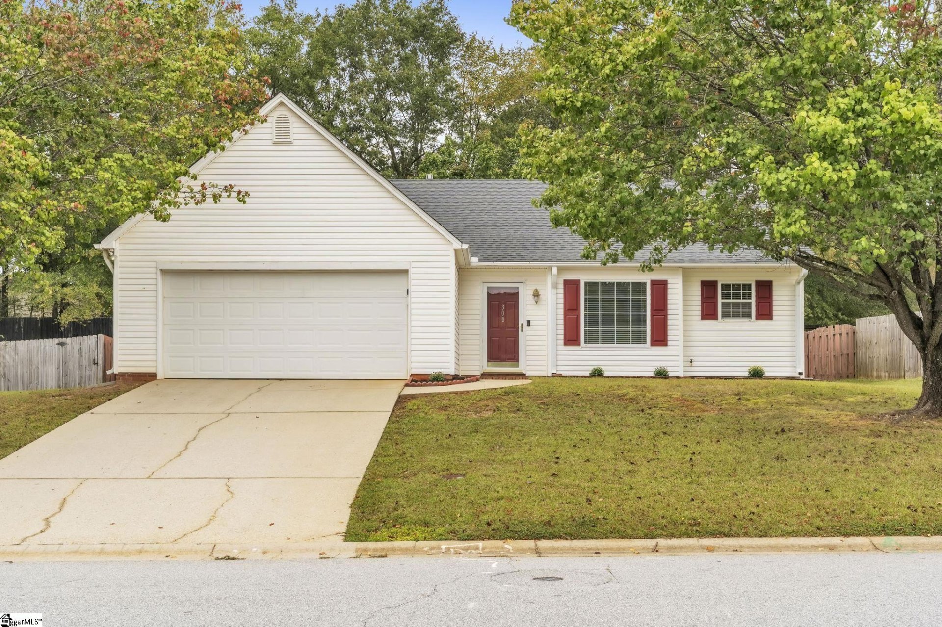 Property at 300 Bramford Way, Simpsonville, SC 29680