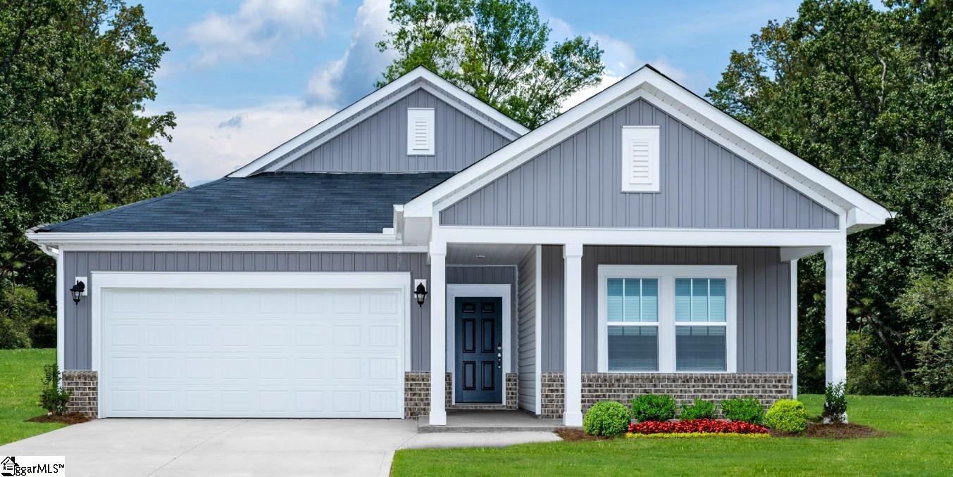 Property at 218 Tantalus Street, Gray Court, SC 29645