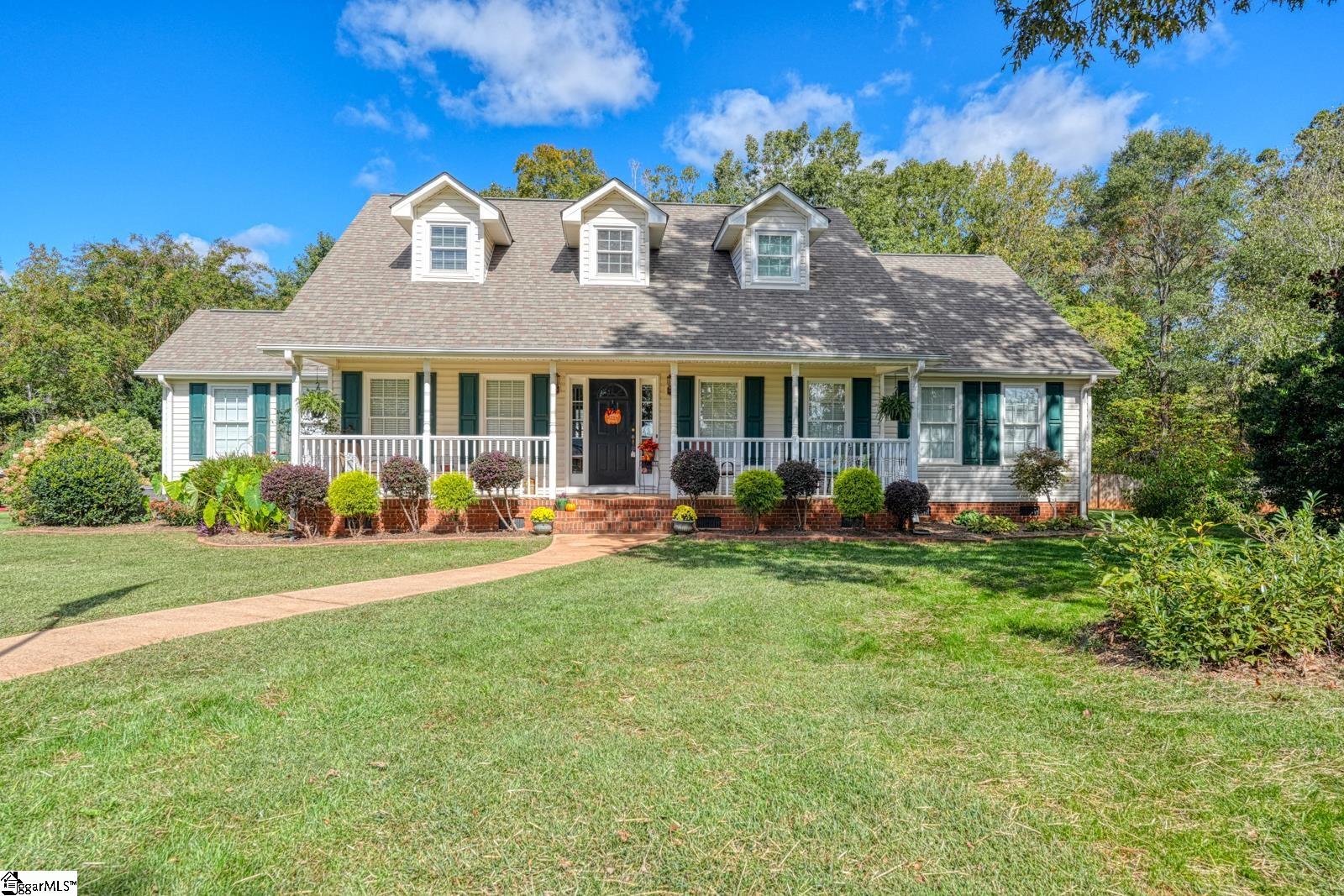 Property at 16 Woodwind Way, Greer, SC 29651