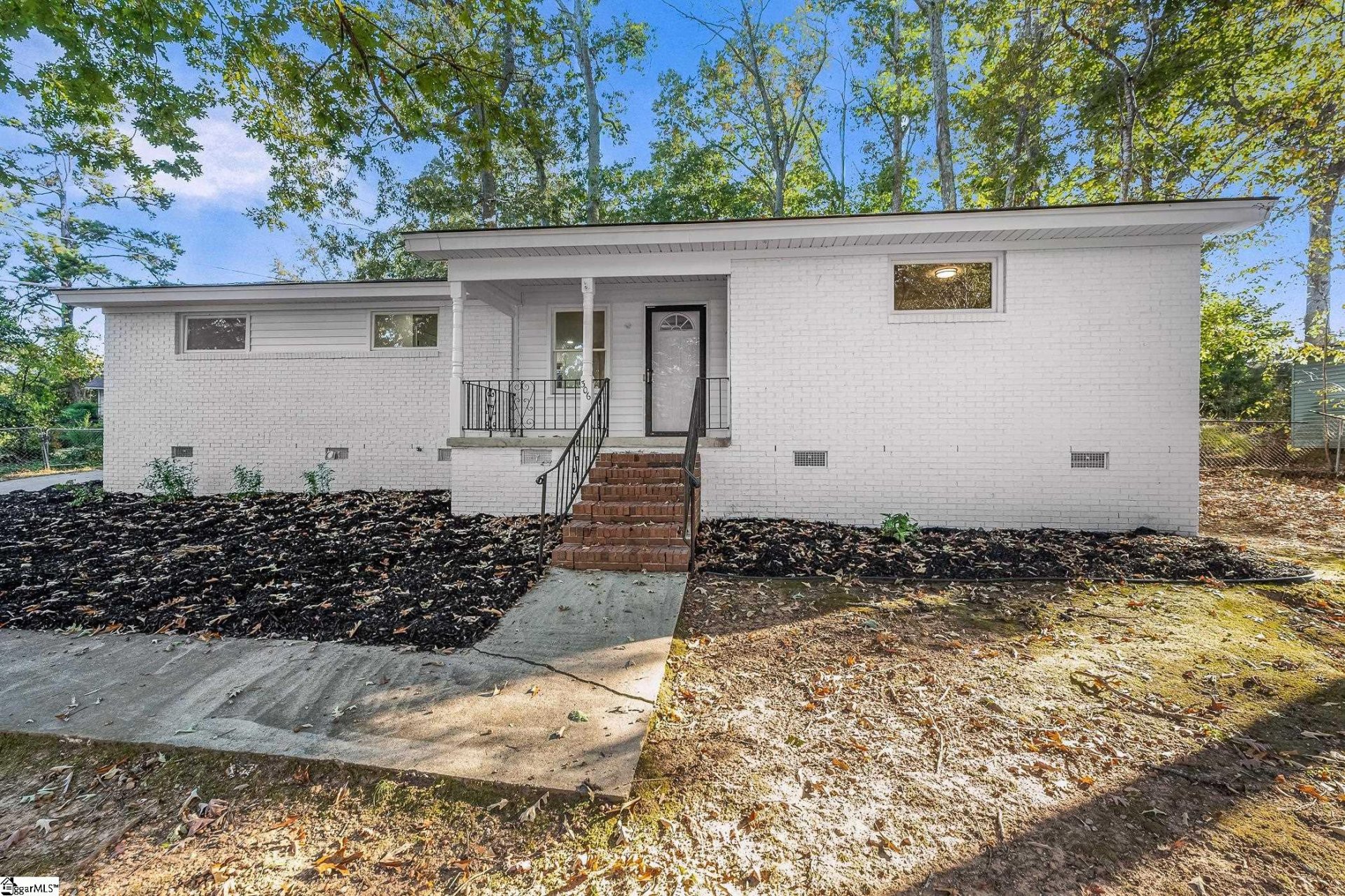 Property at 306 Seminole Drive, Simpsonville, SC 29680-2424