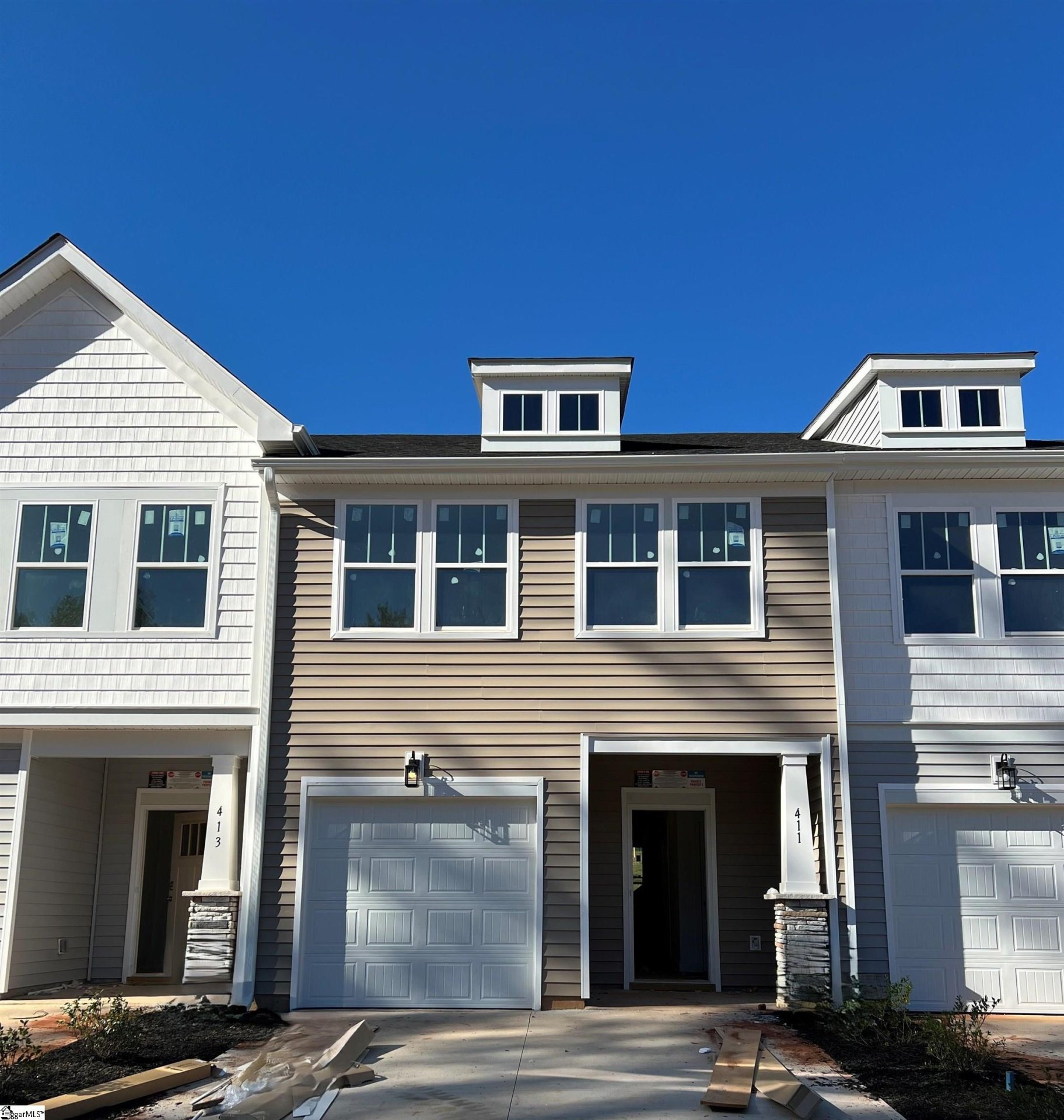 Property at 411 W Parima Court, Spartanburg, SC 29301