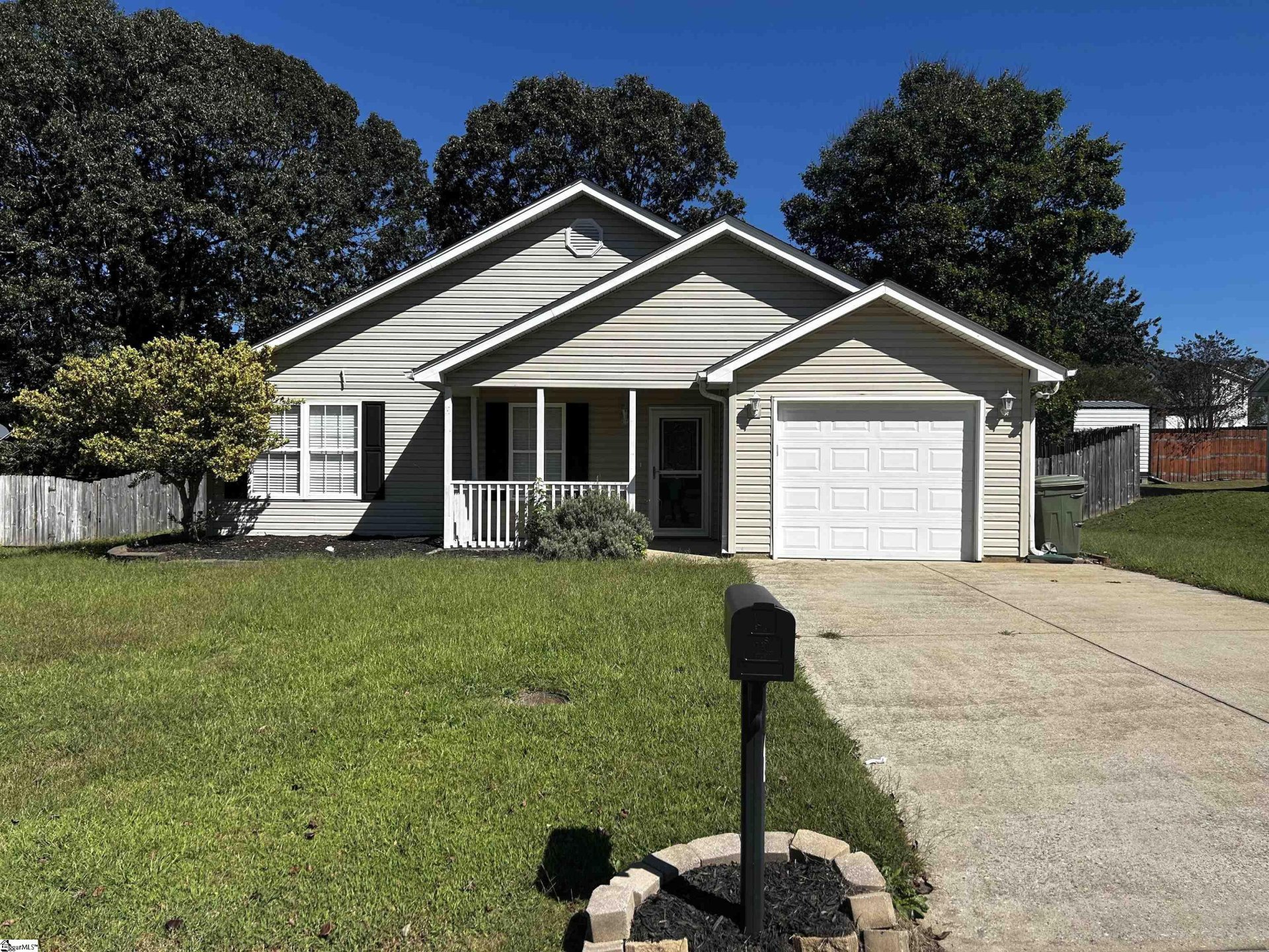 1004 Autumn Leaf Lane