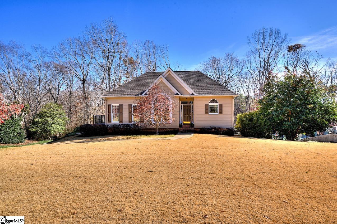 Laurel Lake, Greer community